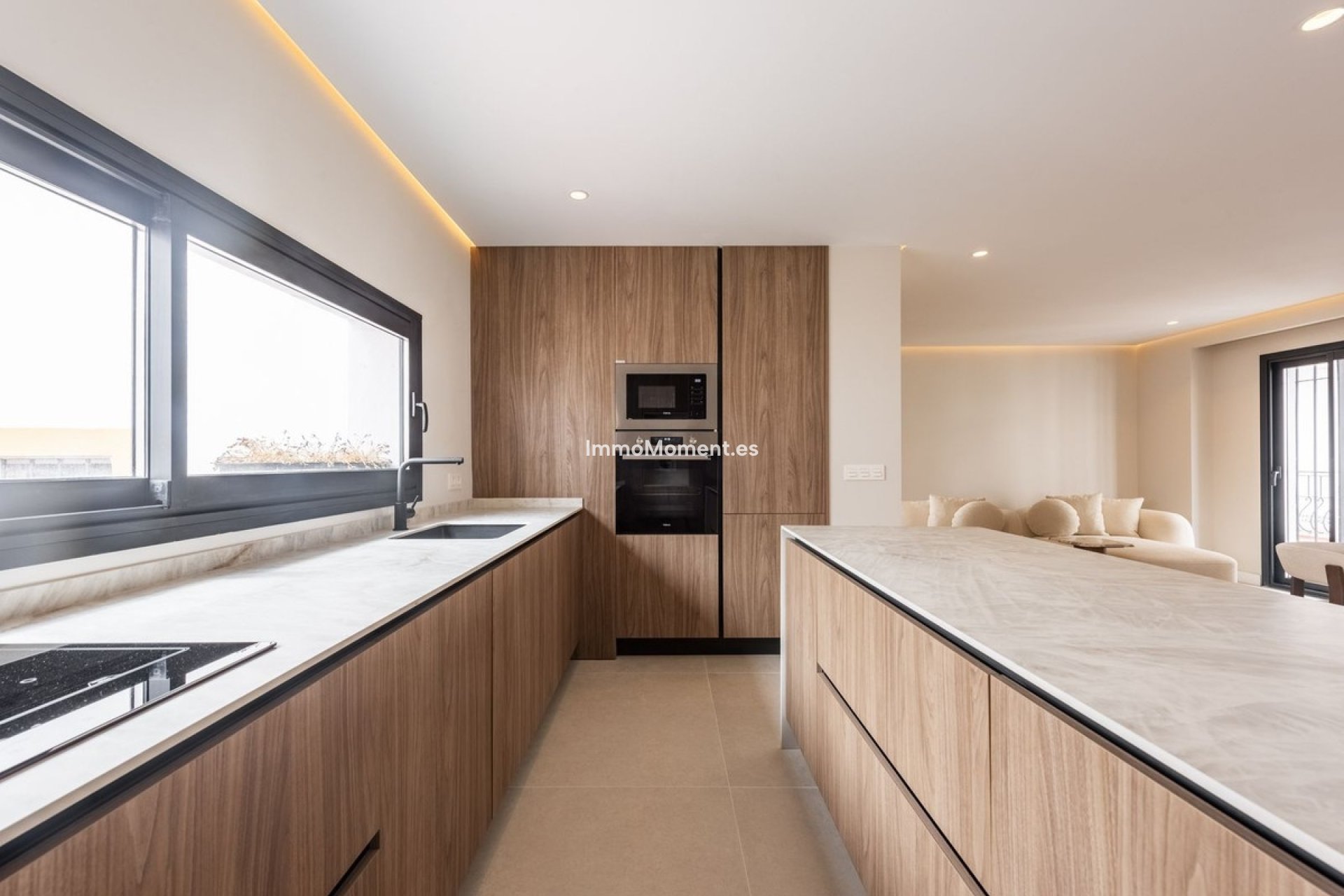 Resale - Apartment - Estepona - Estepona Centro