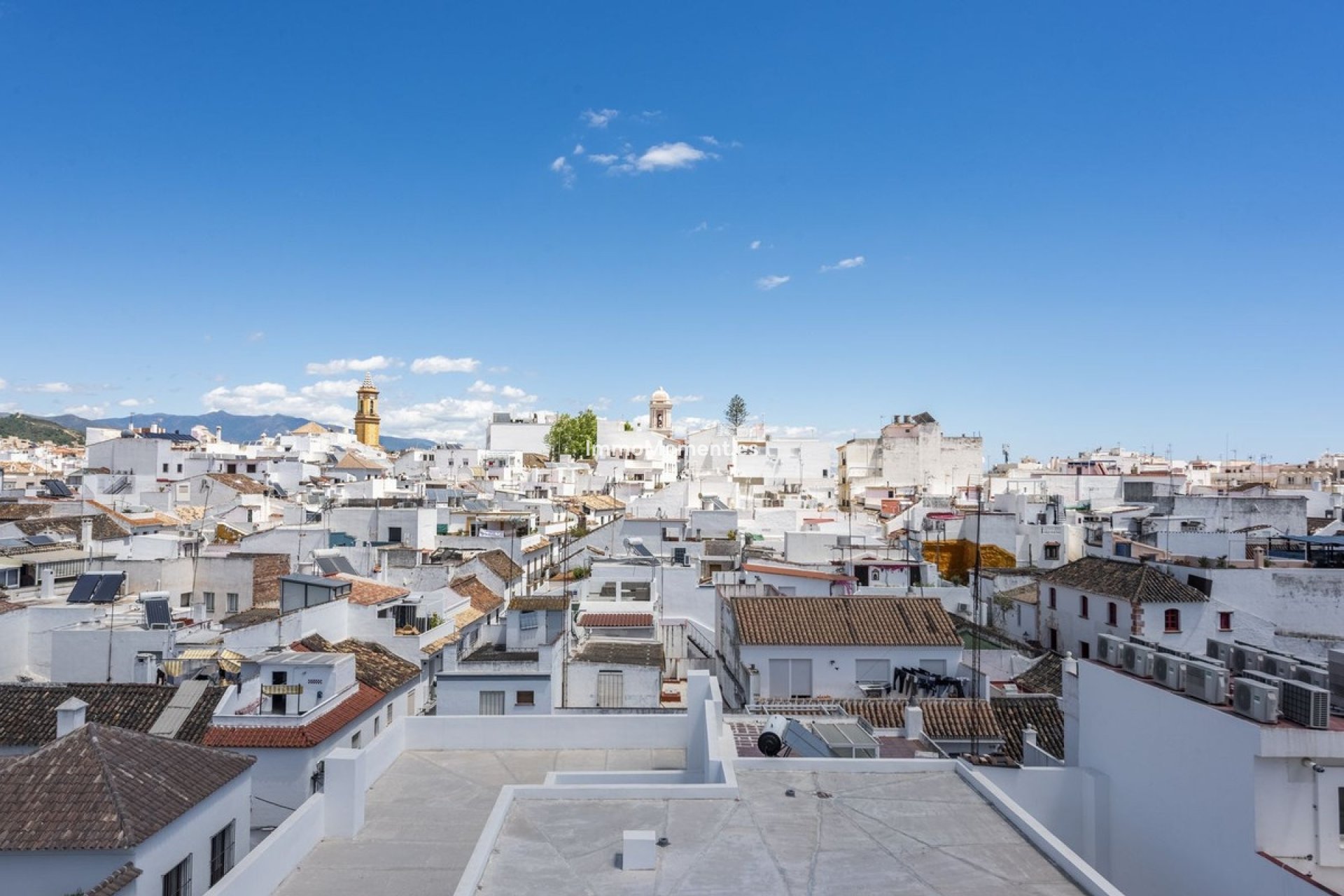 Resale - Apartment - Estepona - Estepona Centro