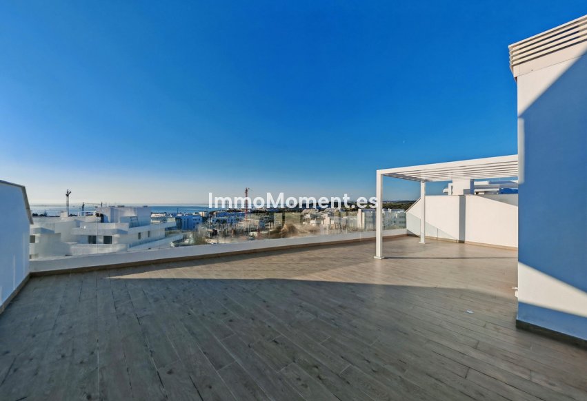 Resale - Apartment - Estepona - Estepona Centro
