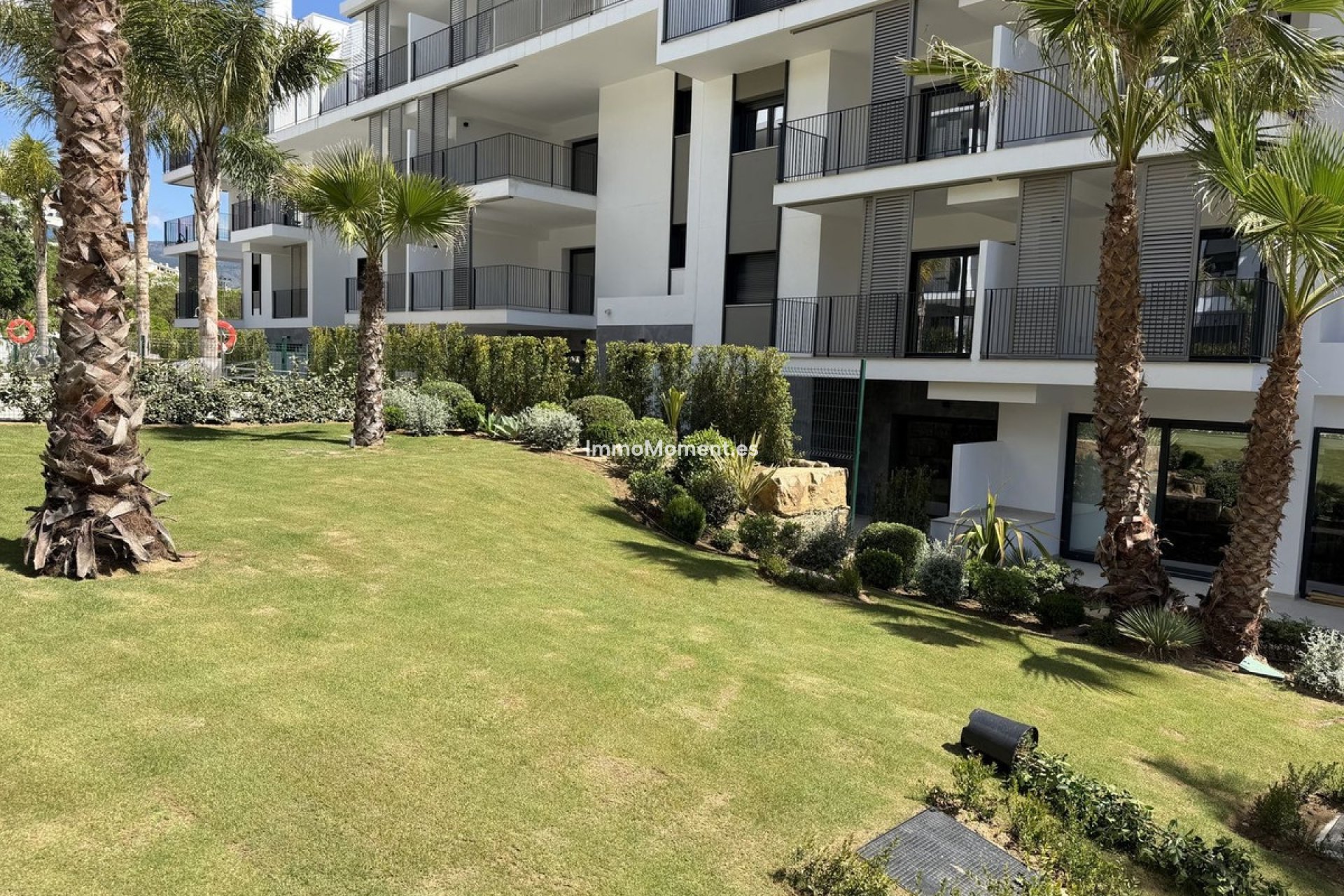 Resale - Apartment - Estepona - Estepona Centro