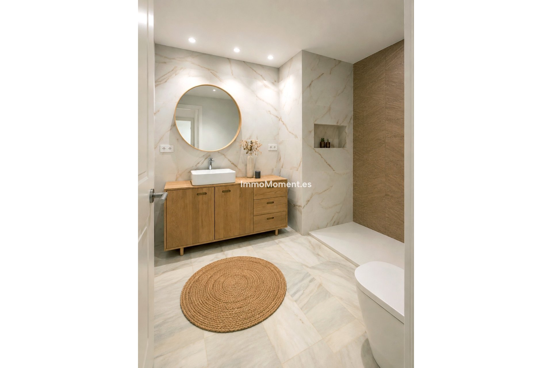 Resale - Apartment - Estepona - Estepona Centro