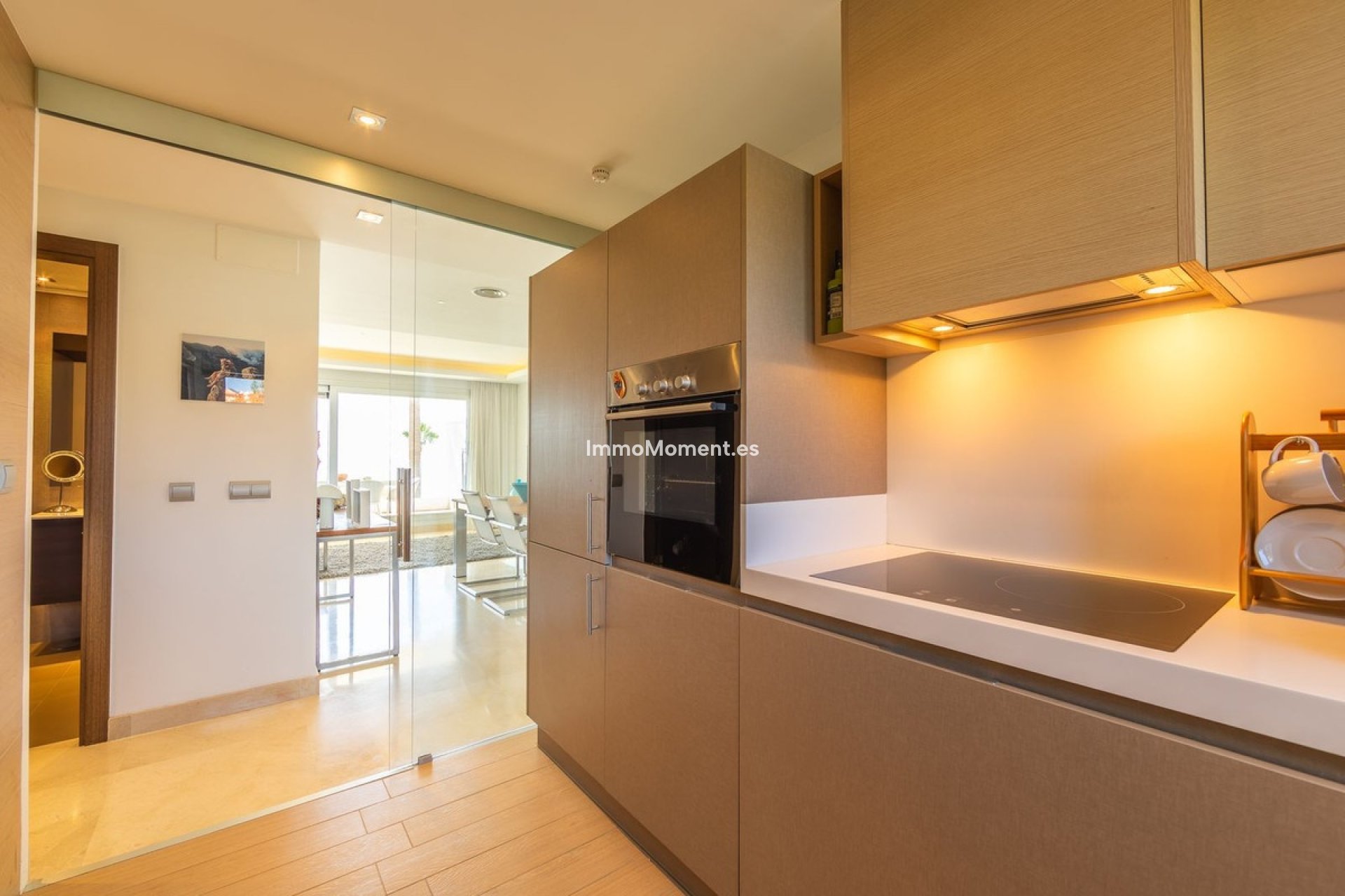 Resale - Apartment - Estepona - Estepona Centro