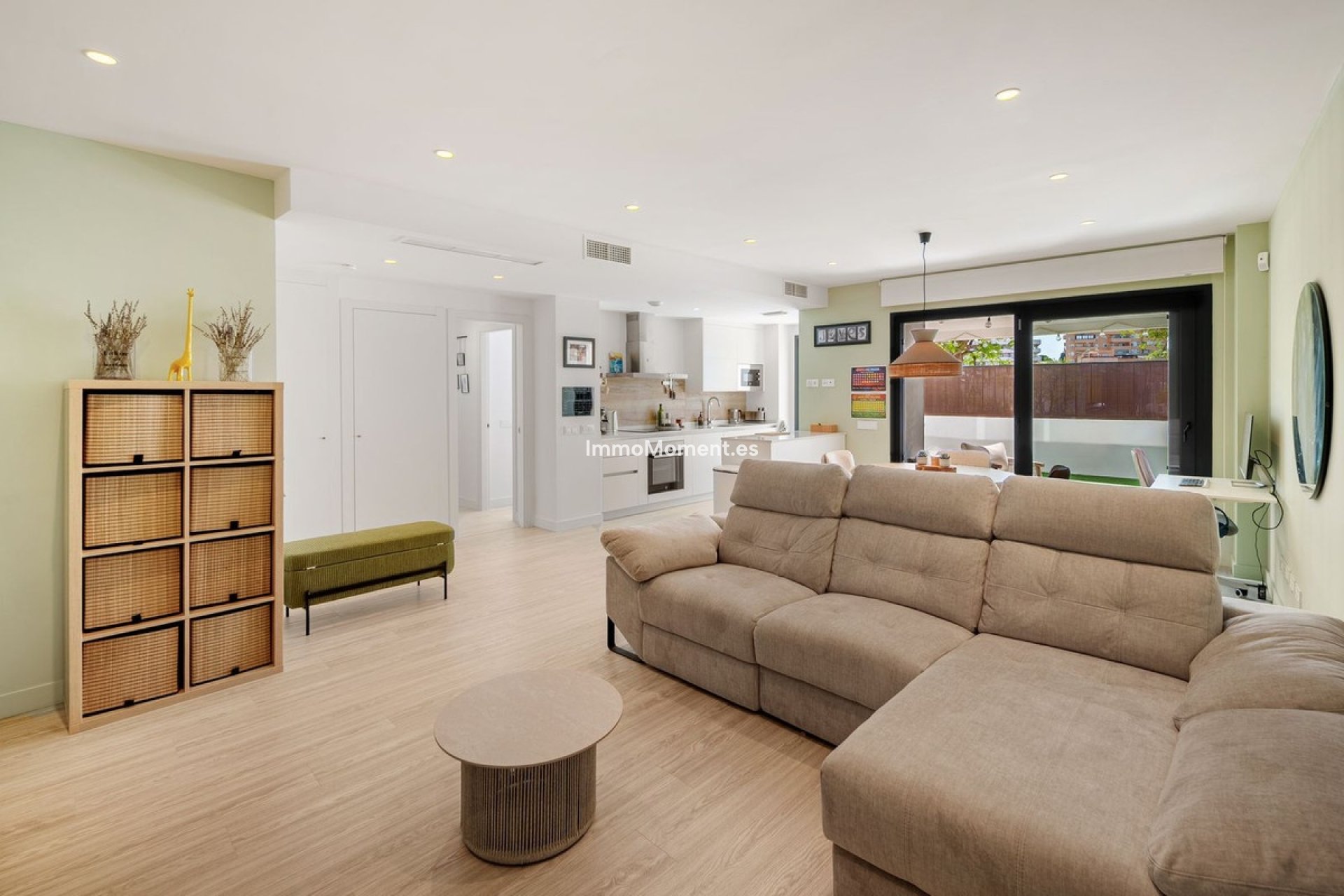 Resale - Apartment - Estepona - Estepona Centro
