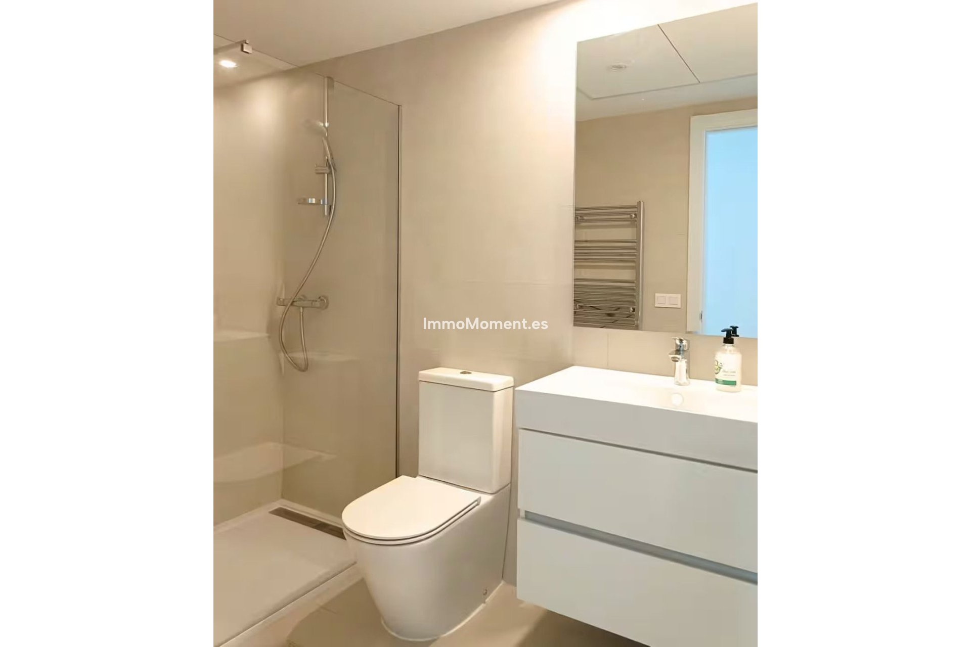 Resale - Apartment - Estepona - Estepona Centro