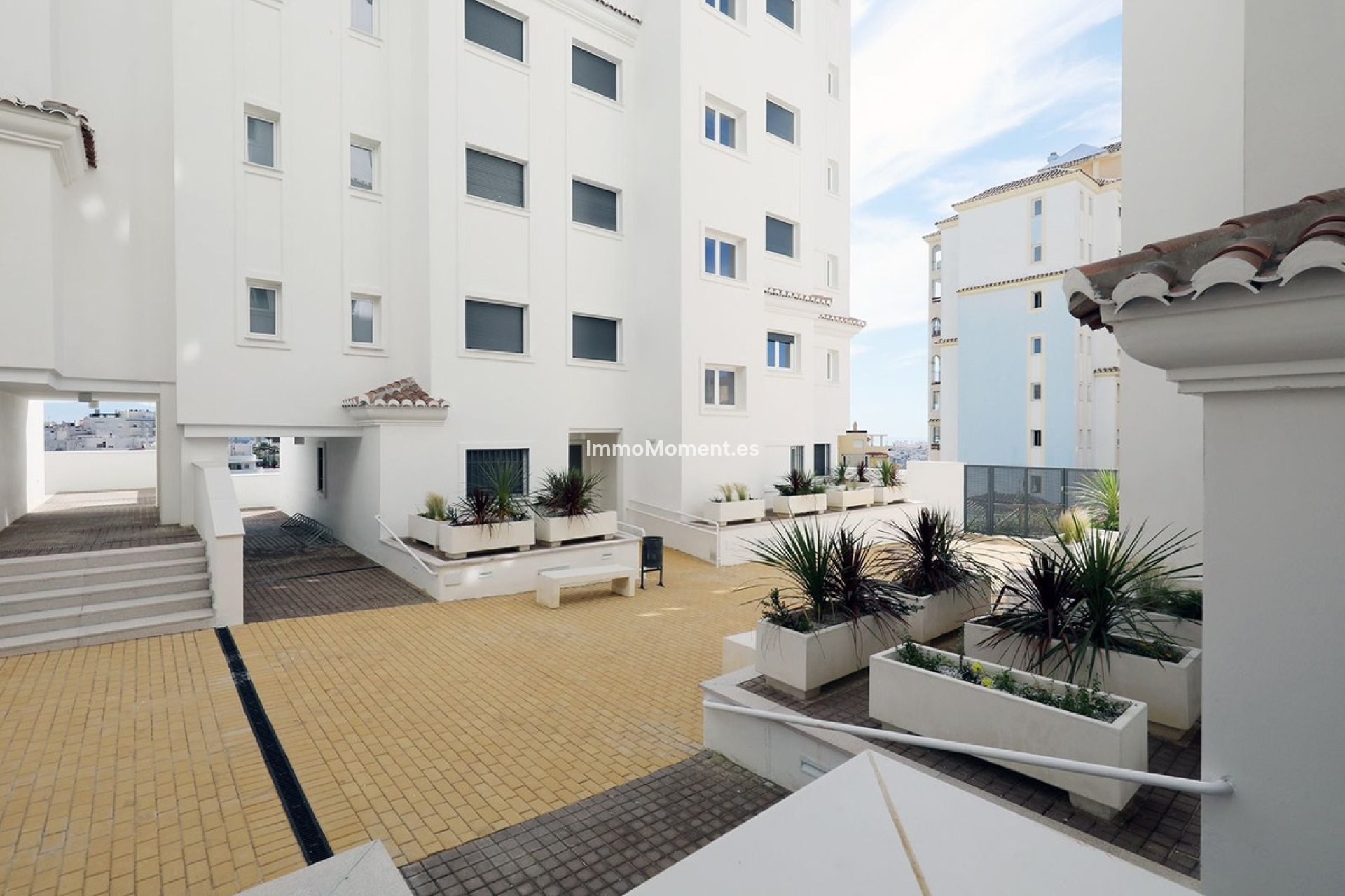 Resale - Apartment - Estepona - Estepona Centro