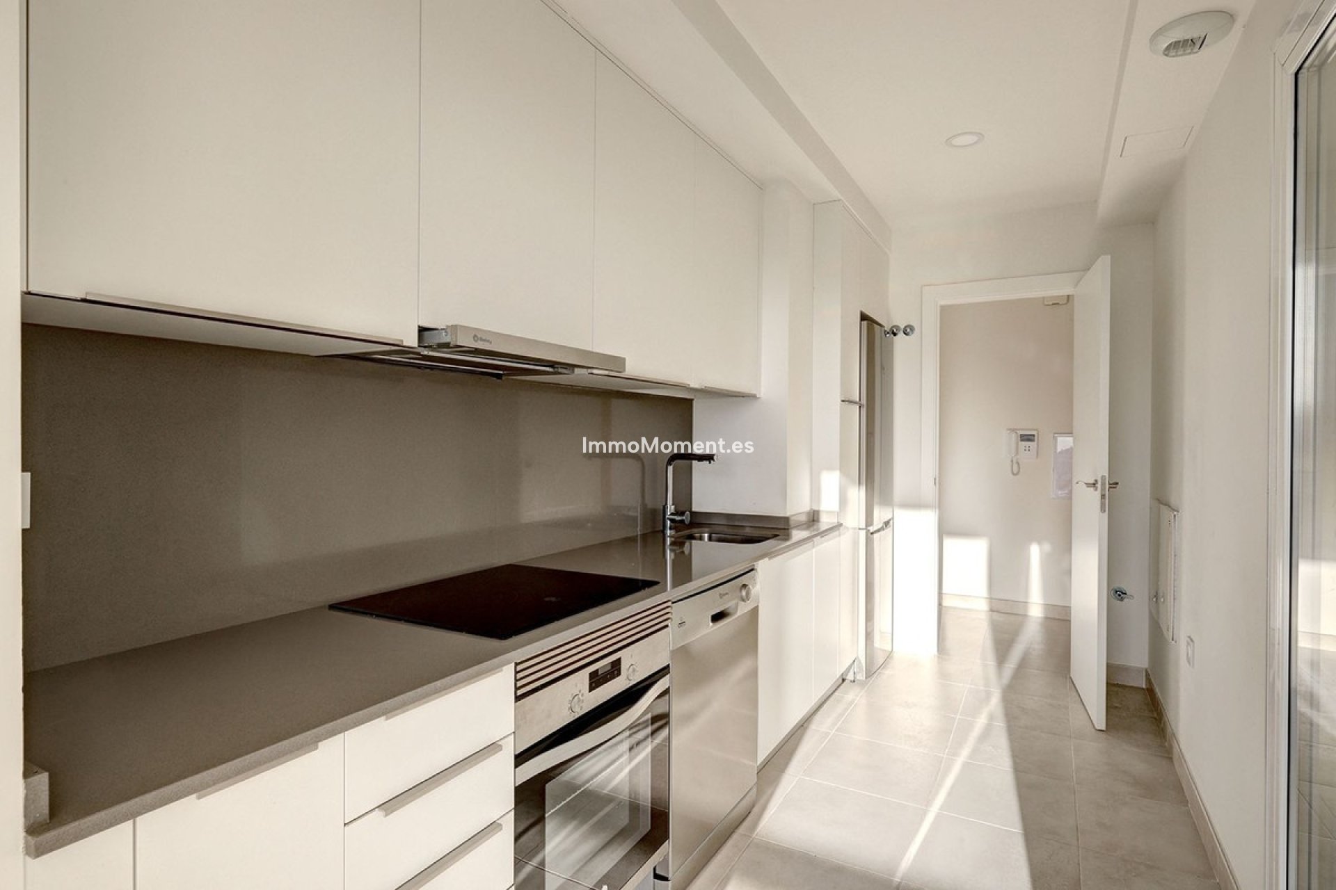 Resale - Apartment - Estepona - Estepona Centro