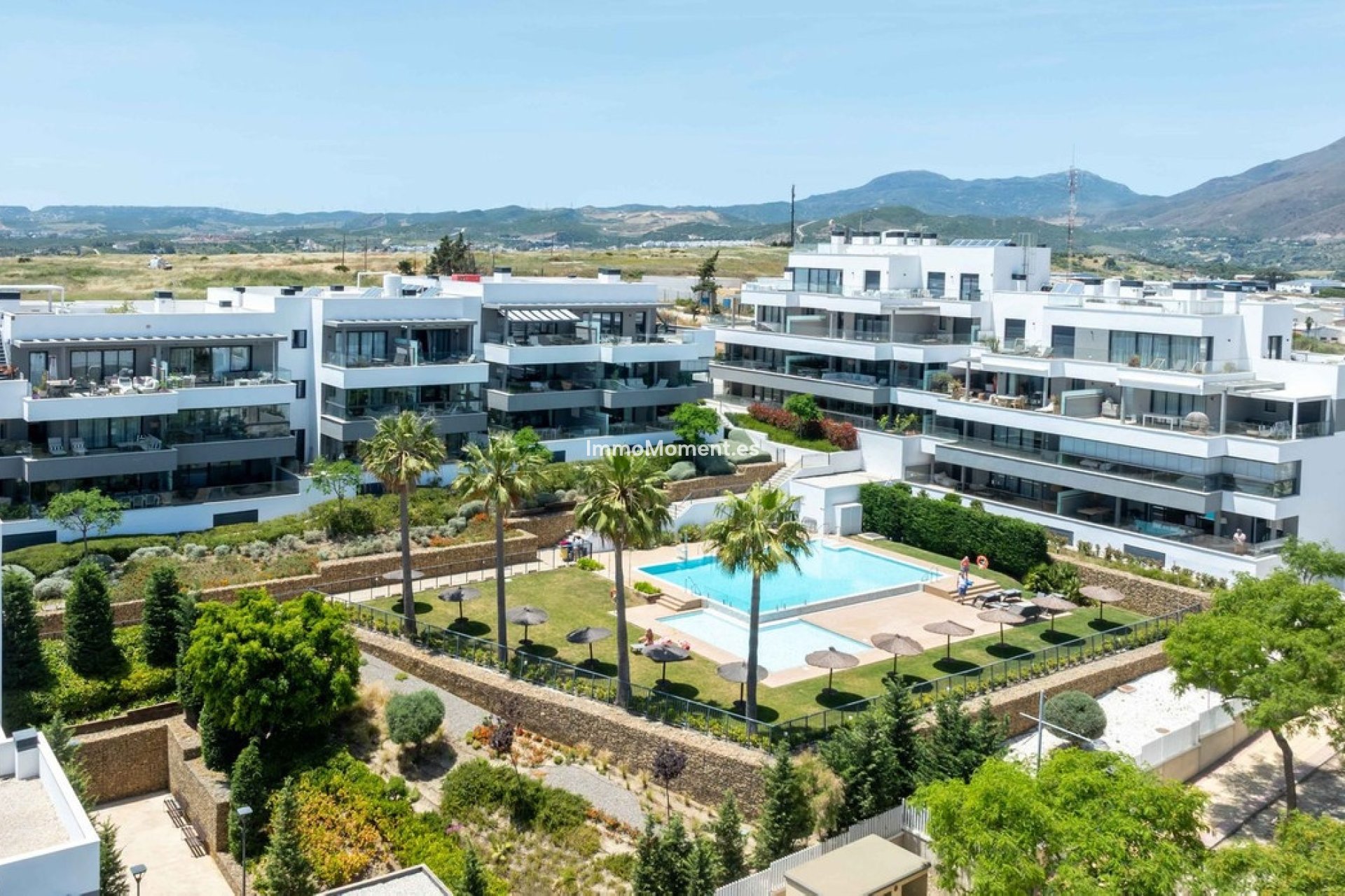 Resale - Apartment - Estepona - Estepona Centro