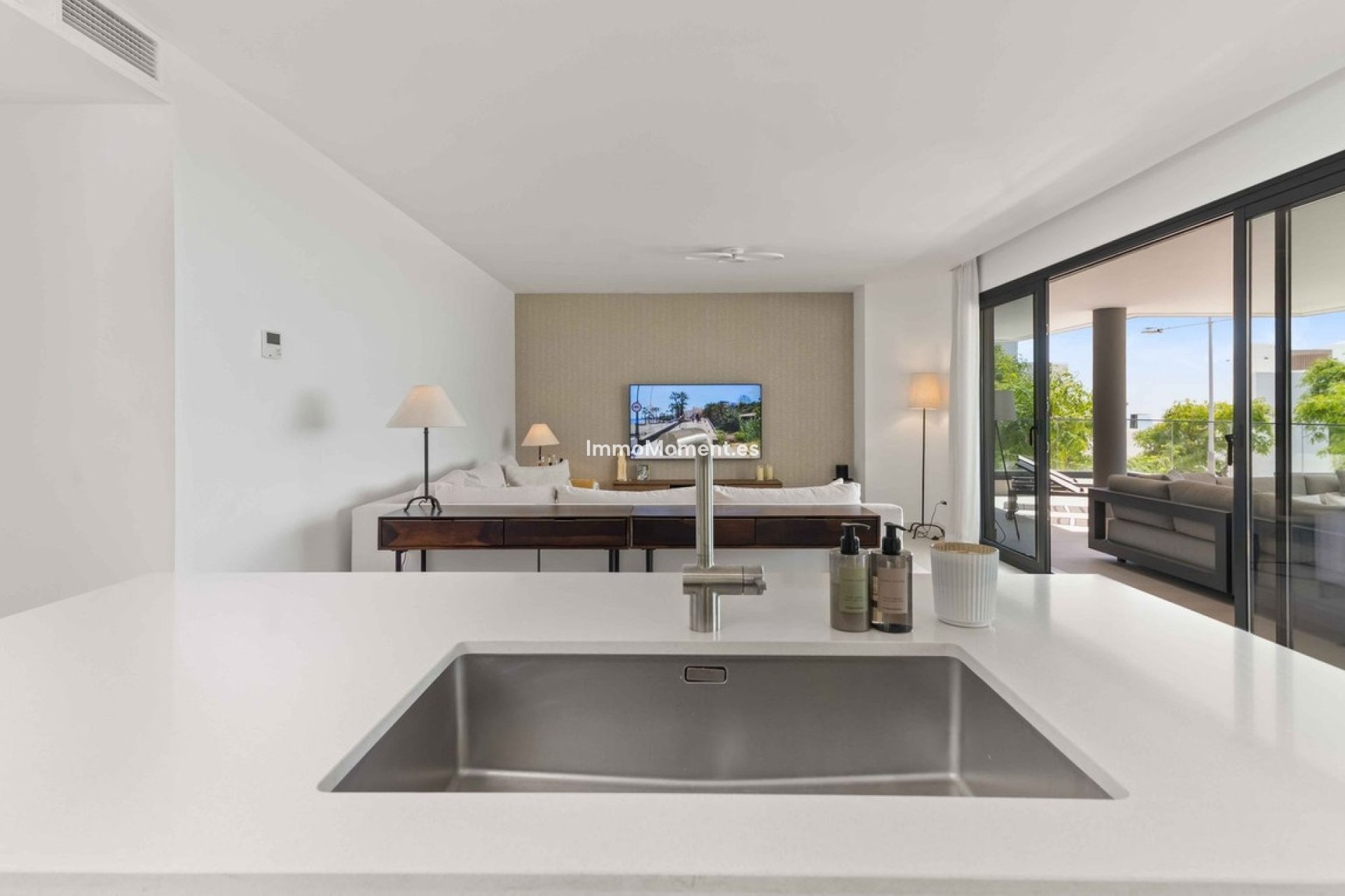 Resale - Apartment - Estepona - Estepona Centro