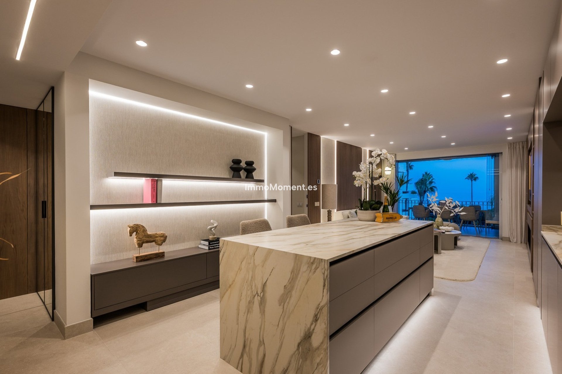 Resale - Apartment - Estepona - Estepona Centro