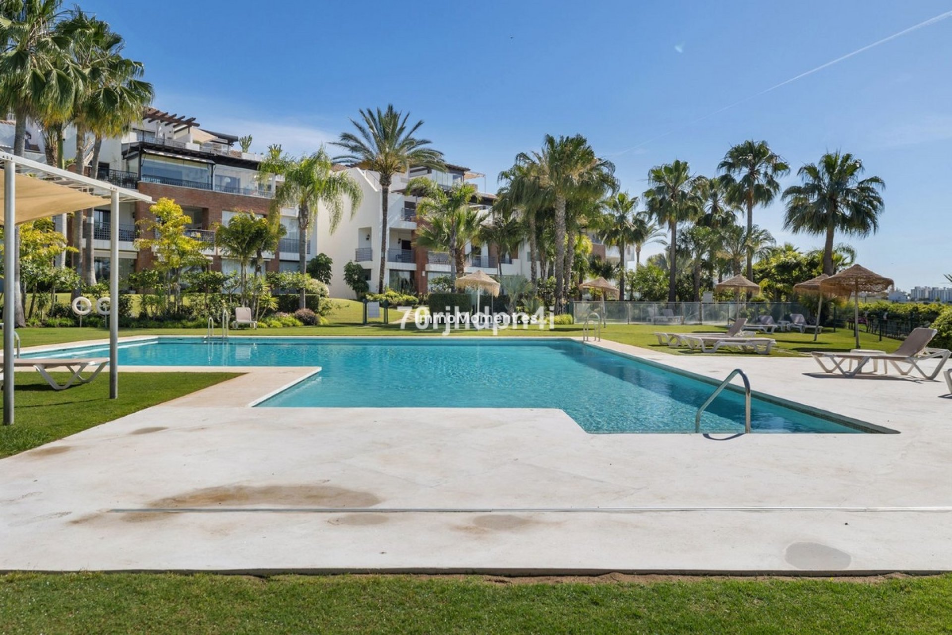 Resale - Apartment - Estepona - Estepona Centro