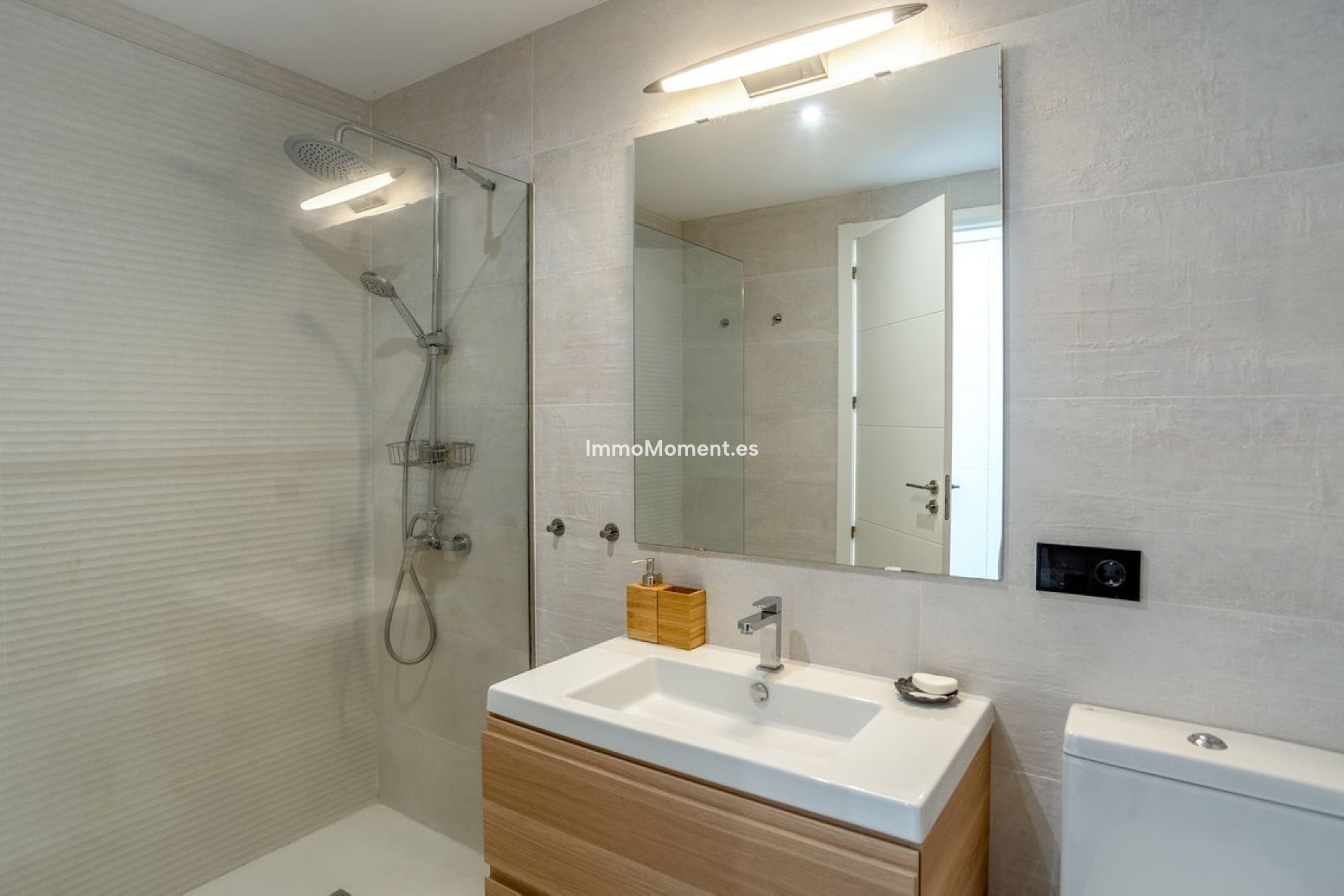 Resale - Apartment - Estepona - Estepona Centro
