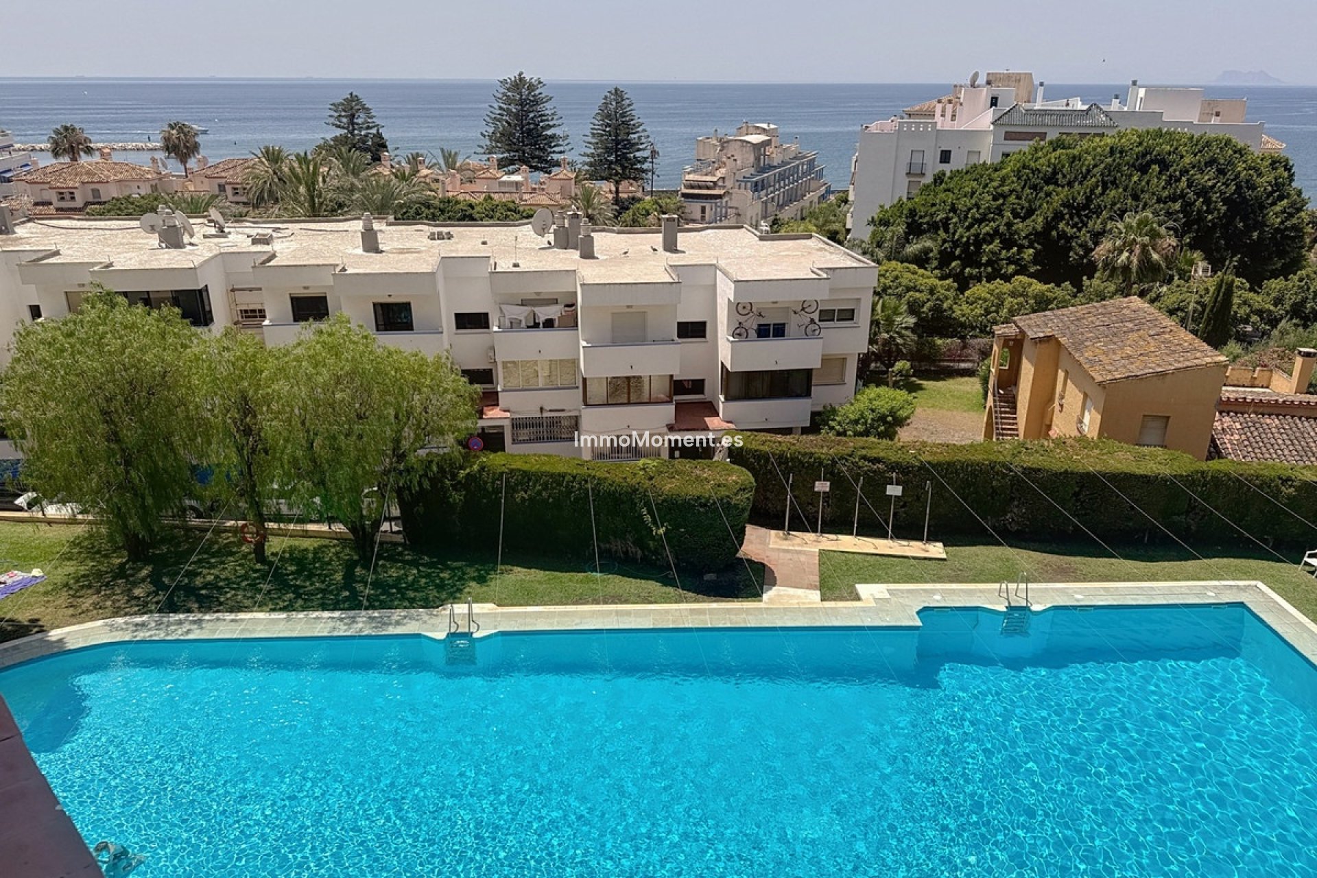 Resale - Apartment - Estepona - Estepona Centro