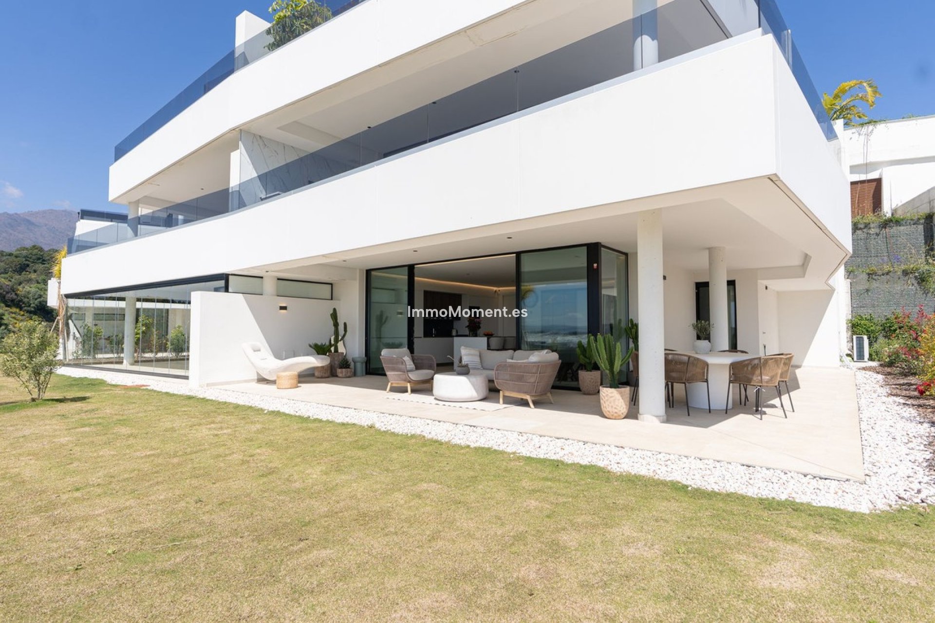 Resale - Apartment - Estepona - Estepona Centro