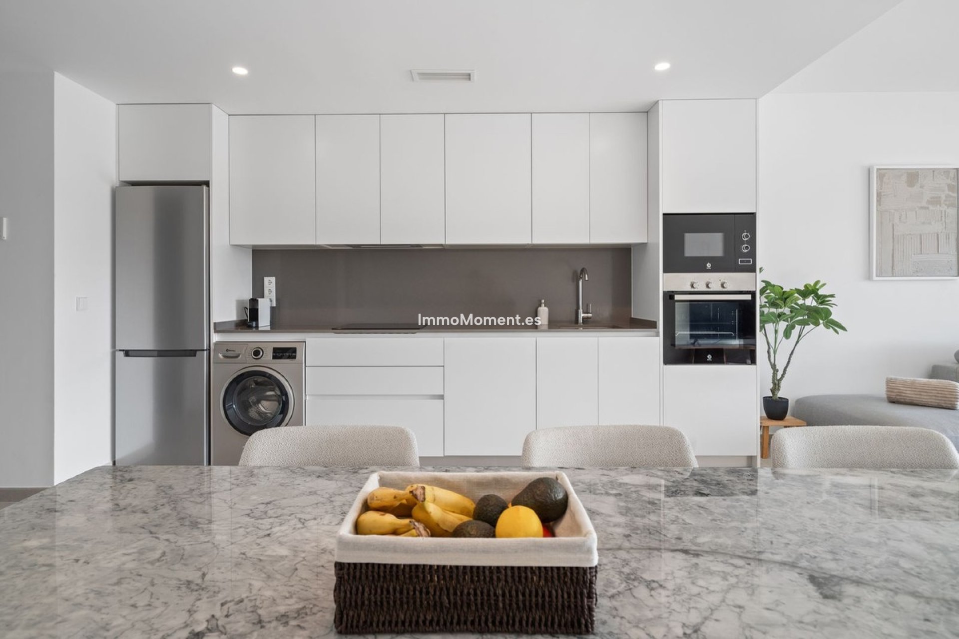 Resale - Apartment - Estepona - Estepona Centro