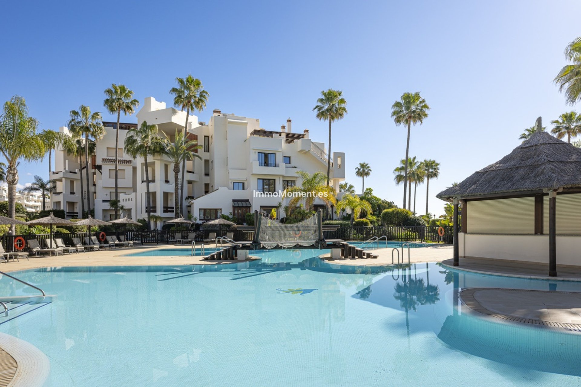 Resale - Apartment - Estepona - Estepona Centro