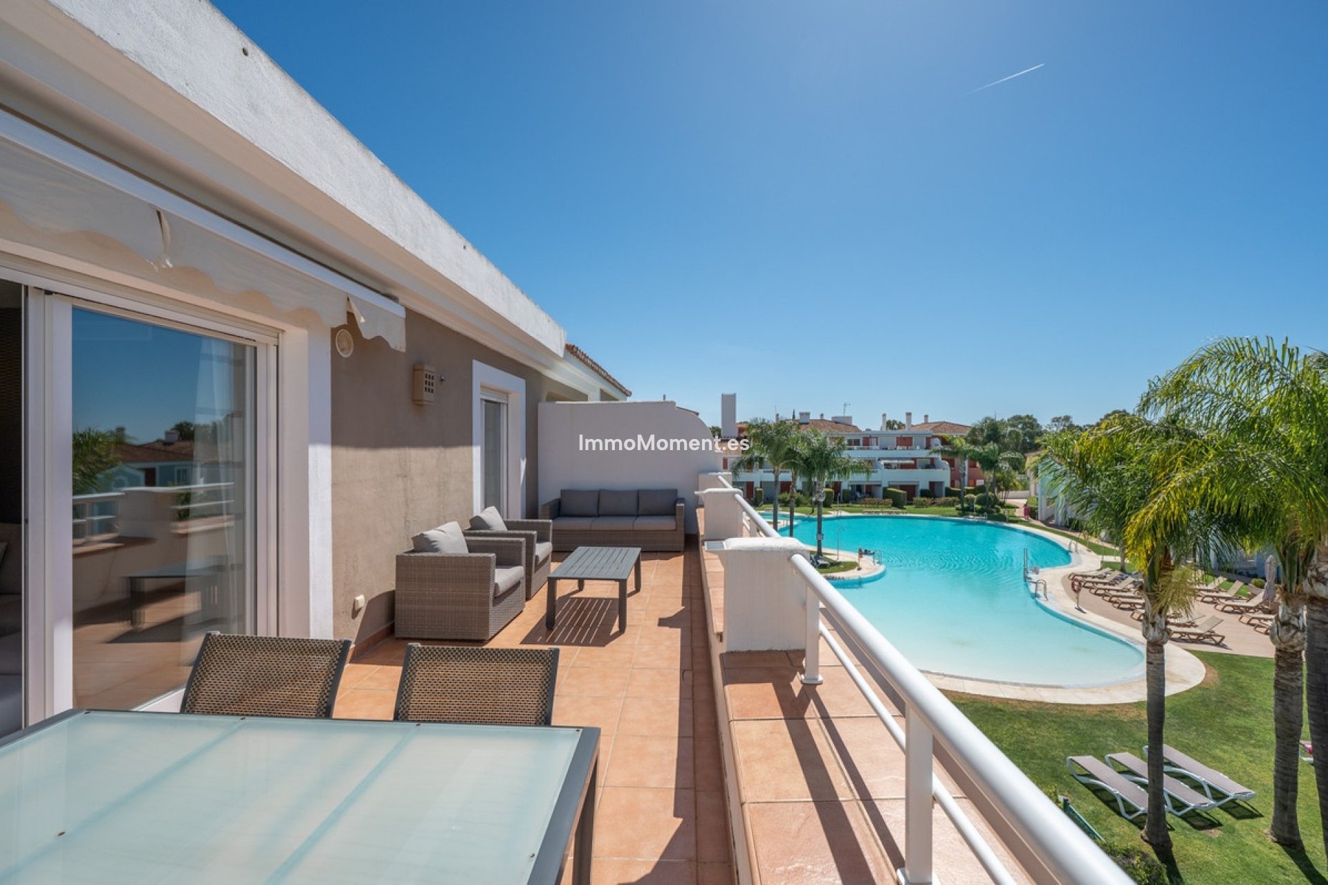 Resale - Apartment - Estepona - Estepona Centro