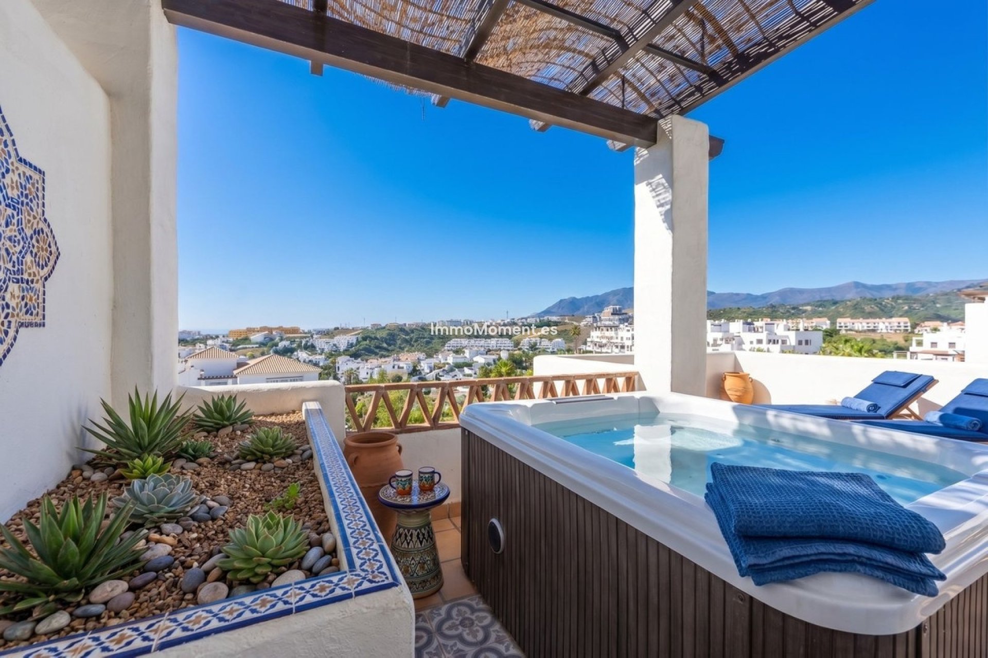 Resale - Apartment - Estepona - Estepona Centro