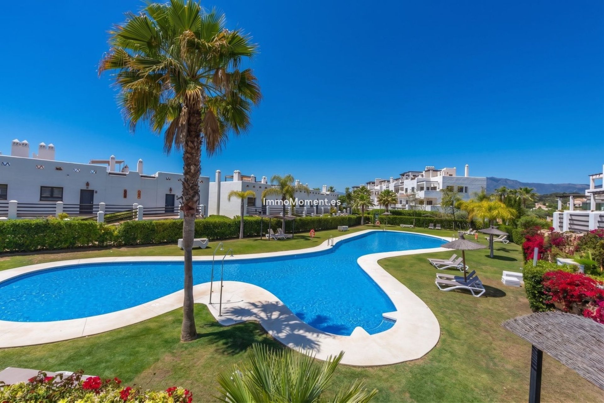 Resale - Apartment - Estepona - Estepona Centro