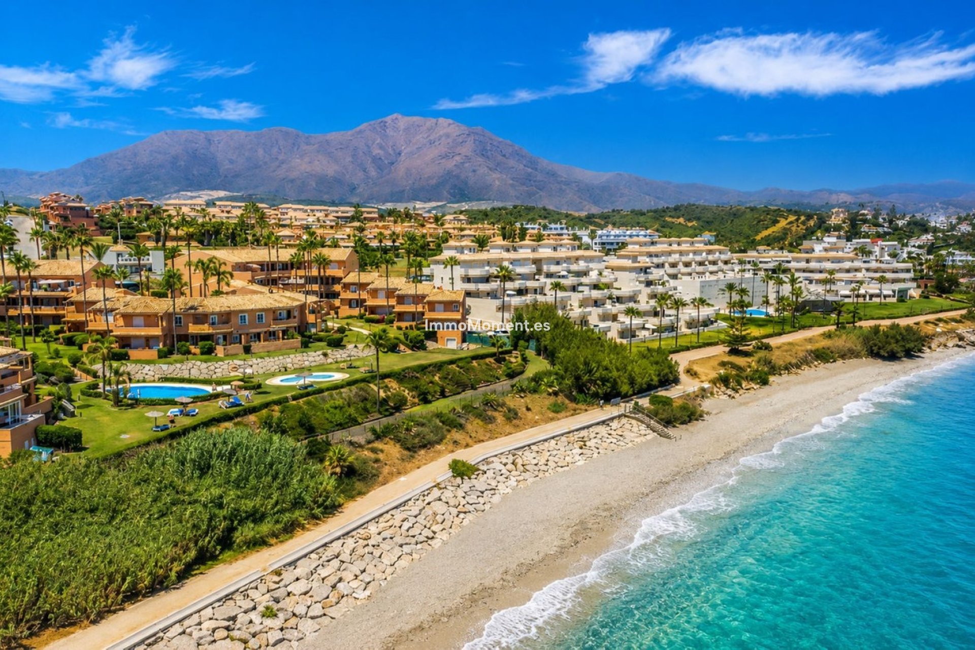 Resale - Apartment - Estepona - Estepona Centro