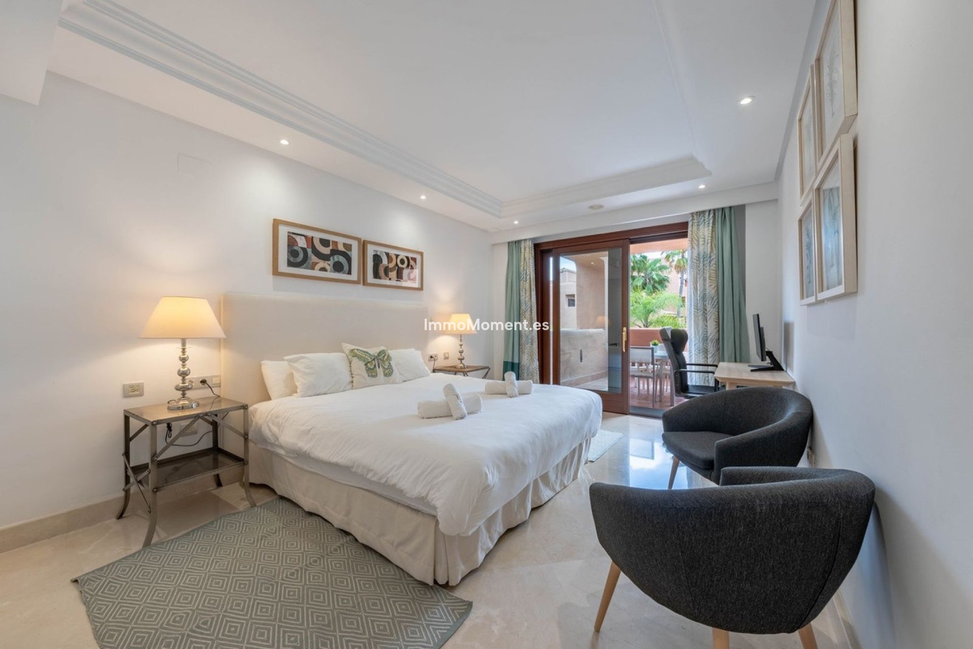 Resale - Apartment - Estepona - Estepona Centro