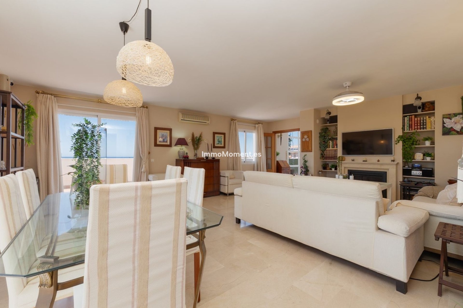 Resale - Apartment - Estepona - Estepona Centro