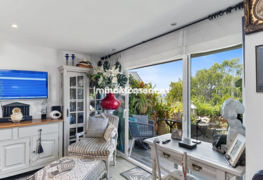 Resale - Apartment - Estepona - Estepona Centro