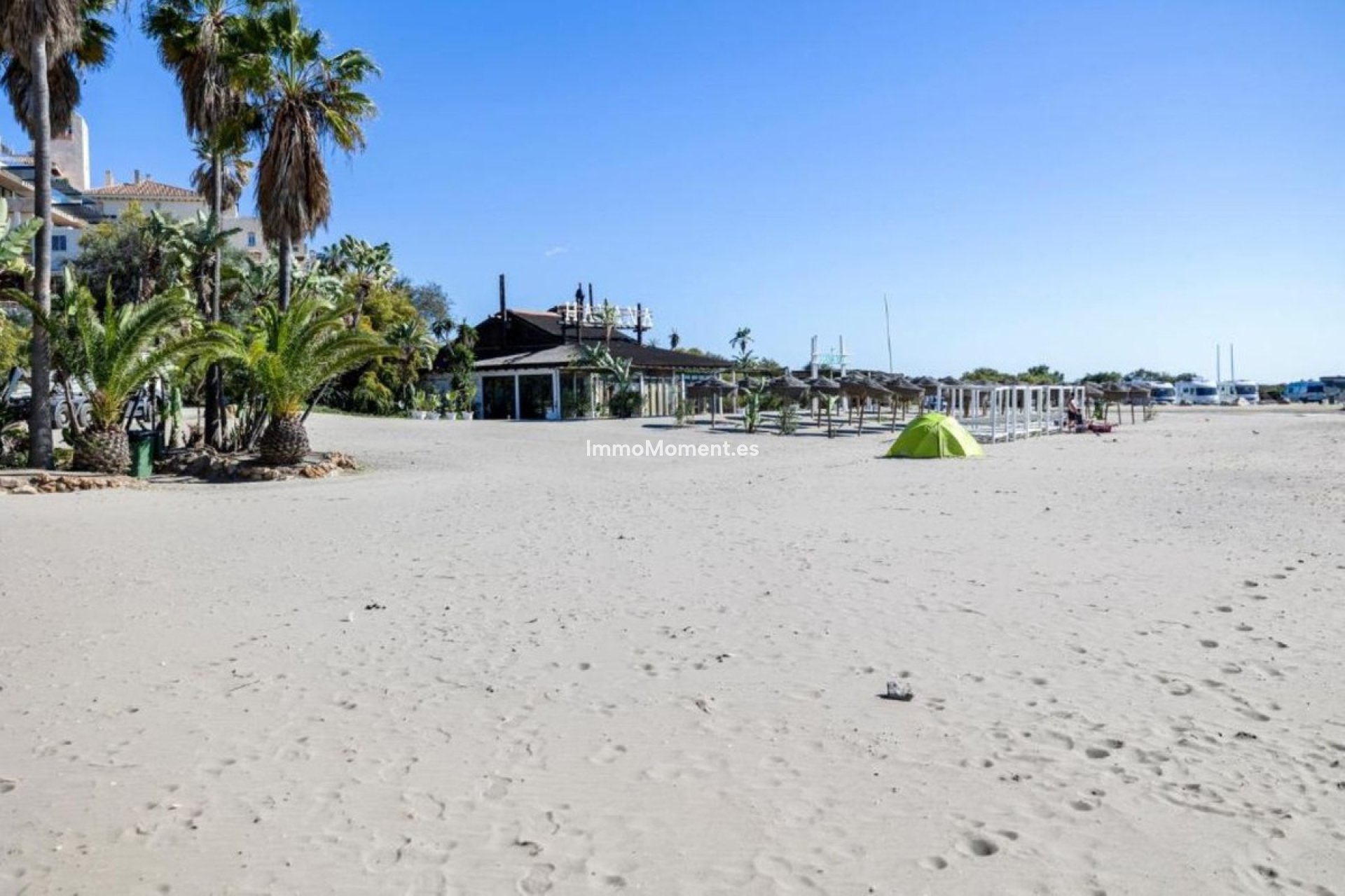 Resale - Apartment - Estepona - Estepona Centro