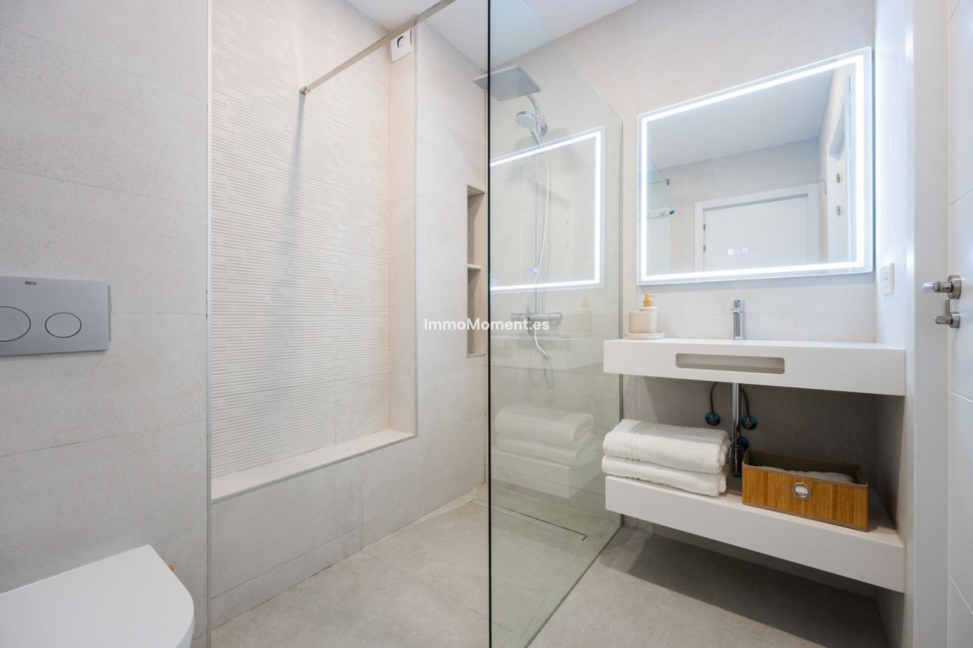 Resale - Apartment - Estepona - Estepona Centro