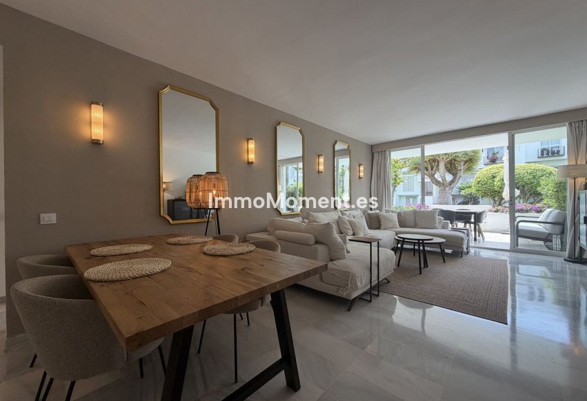 Resale - Apartment - Estepona - Estepona Centro