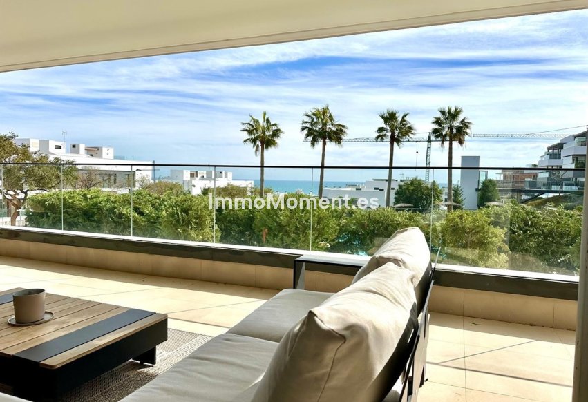 Resale - Apartment - Estepona - Estepona Centro