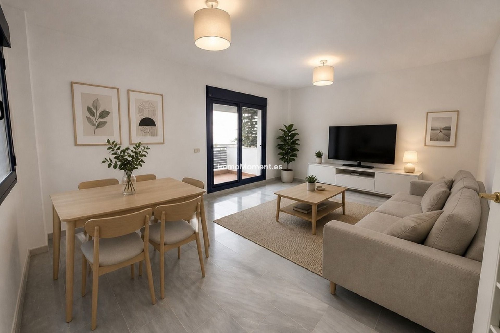 Resale - Apartment - Estepona - Estepona Centro