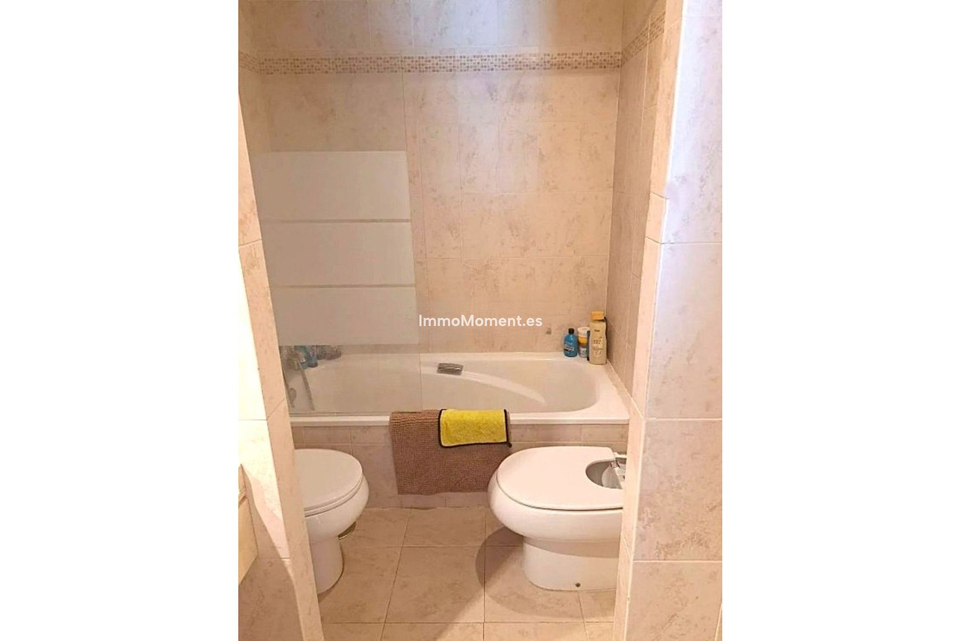 Resale - Apartment - Estepona - Estepona Centro