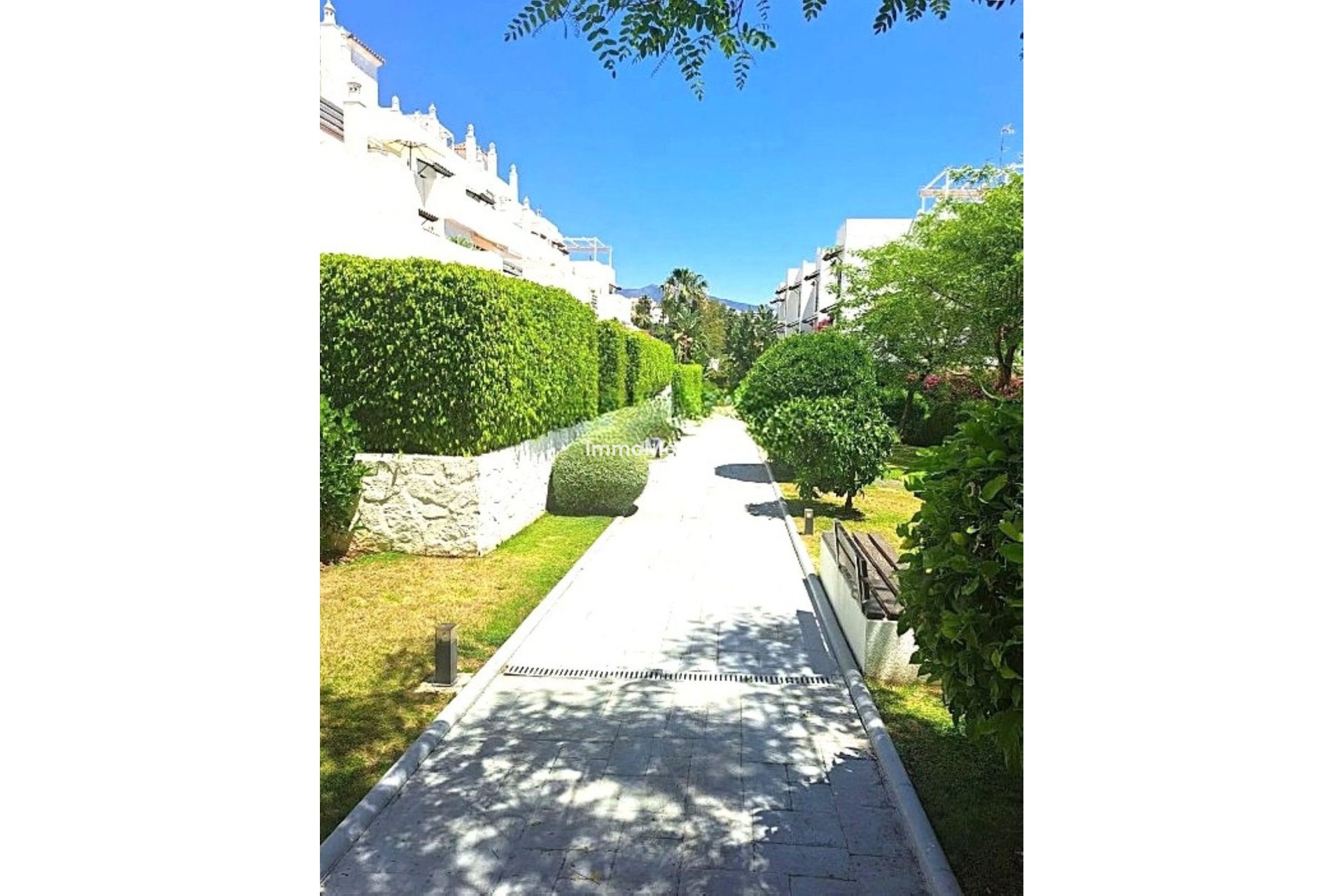 Resale - Apartment - Estepona - Estepona Centro