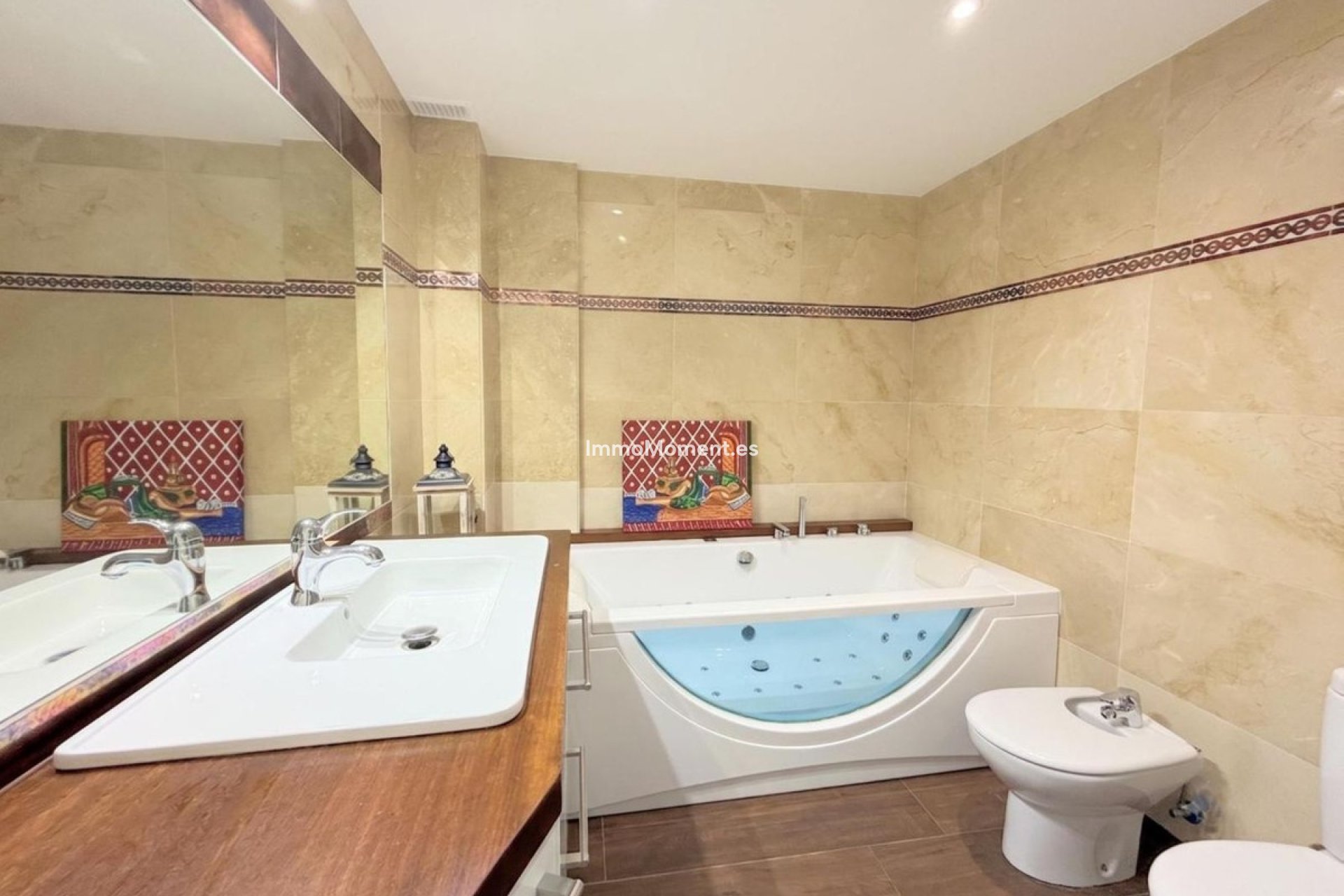 Resale - Apartment - Estepona - Estepona Centro
