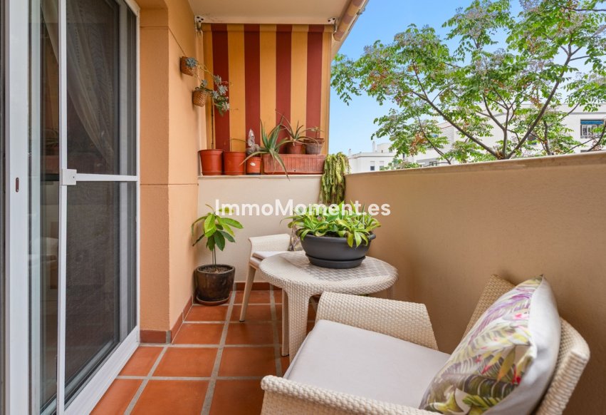 Resale - Apartment - Estepona - Estepona Centro