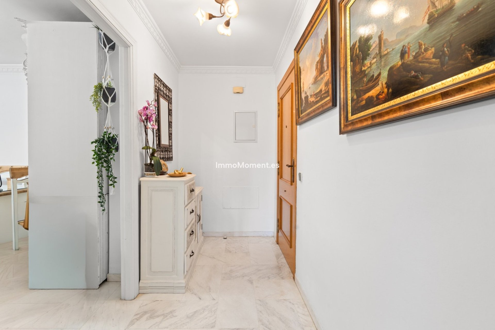 Resale - Apartment - Estepona - Estepona Centro