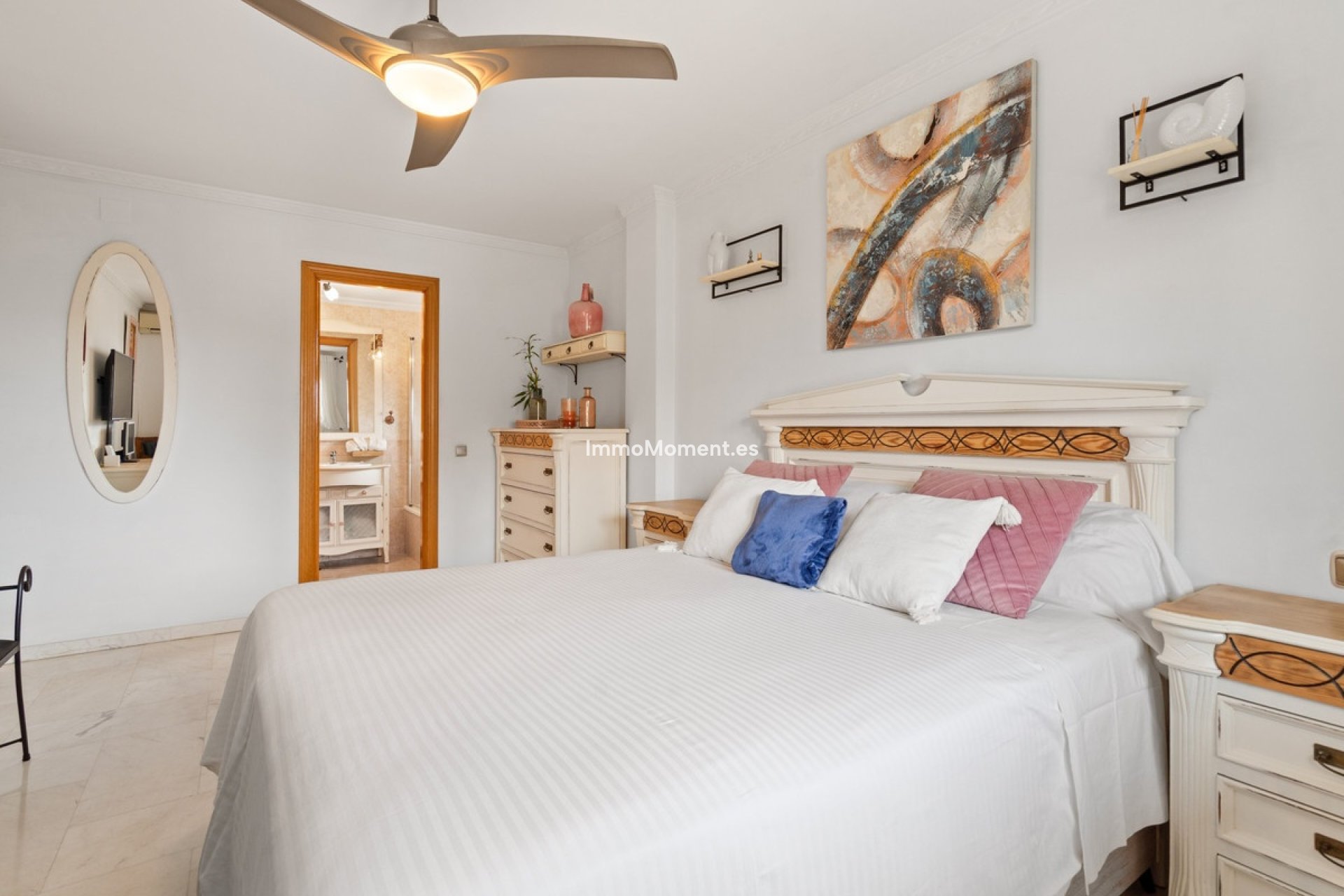 Resale - Apartment - Estepona - Estepona Centro