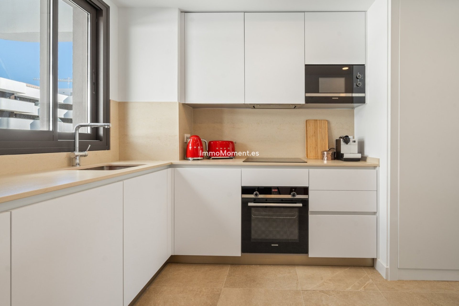 Resale - Apartment - Estepona - Estepona Centro