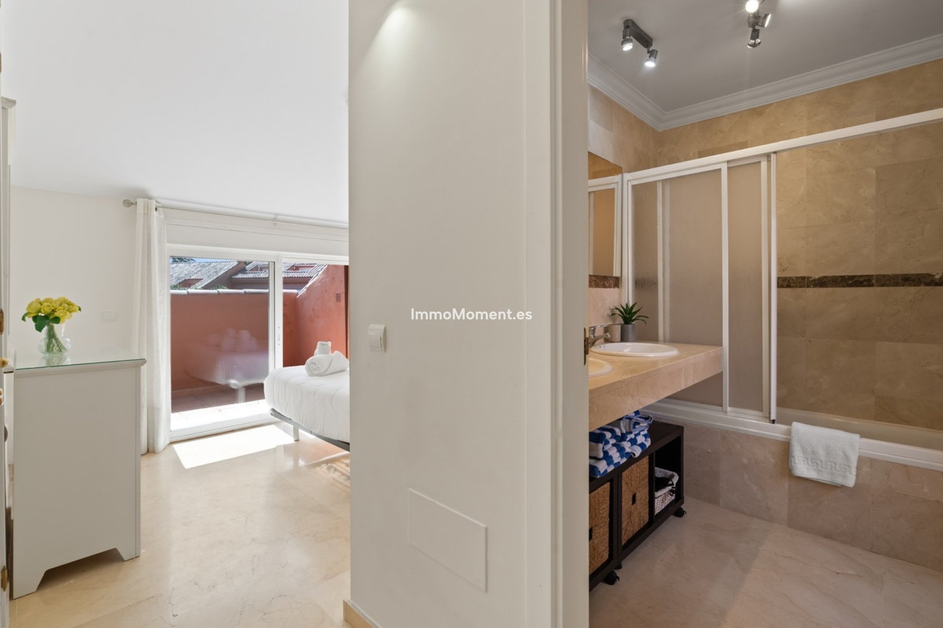 Resale - Apartment - Estepona - Estepona Centro