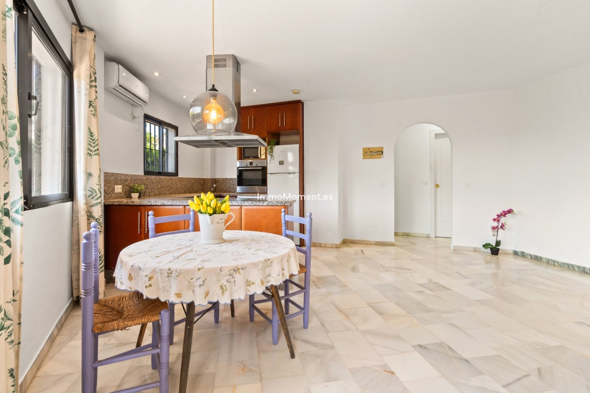 Resale - Apartment - Estepona - Estepona Centro