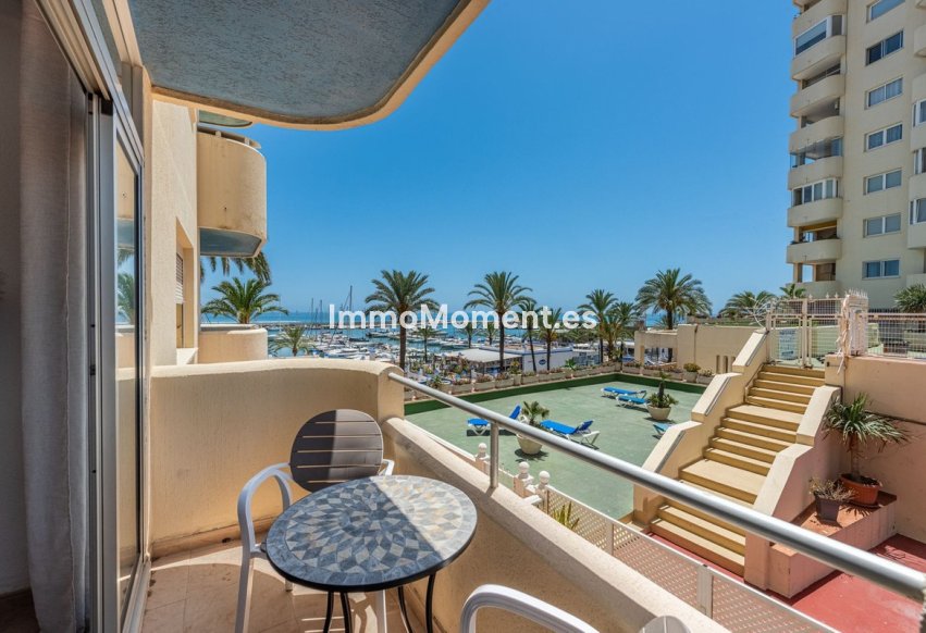 Resale - Apartment - Estepona - Estepona Centro