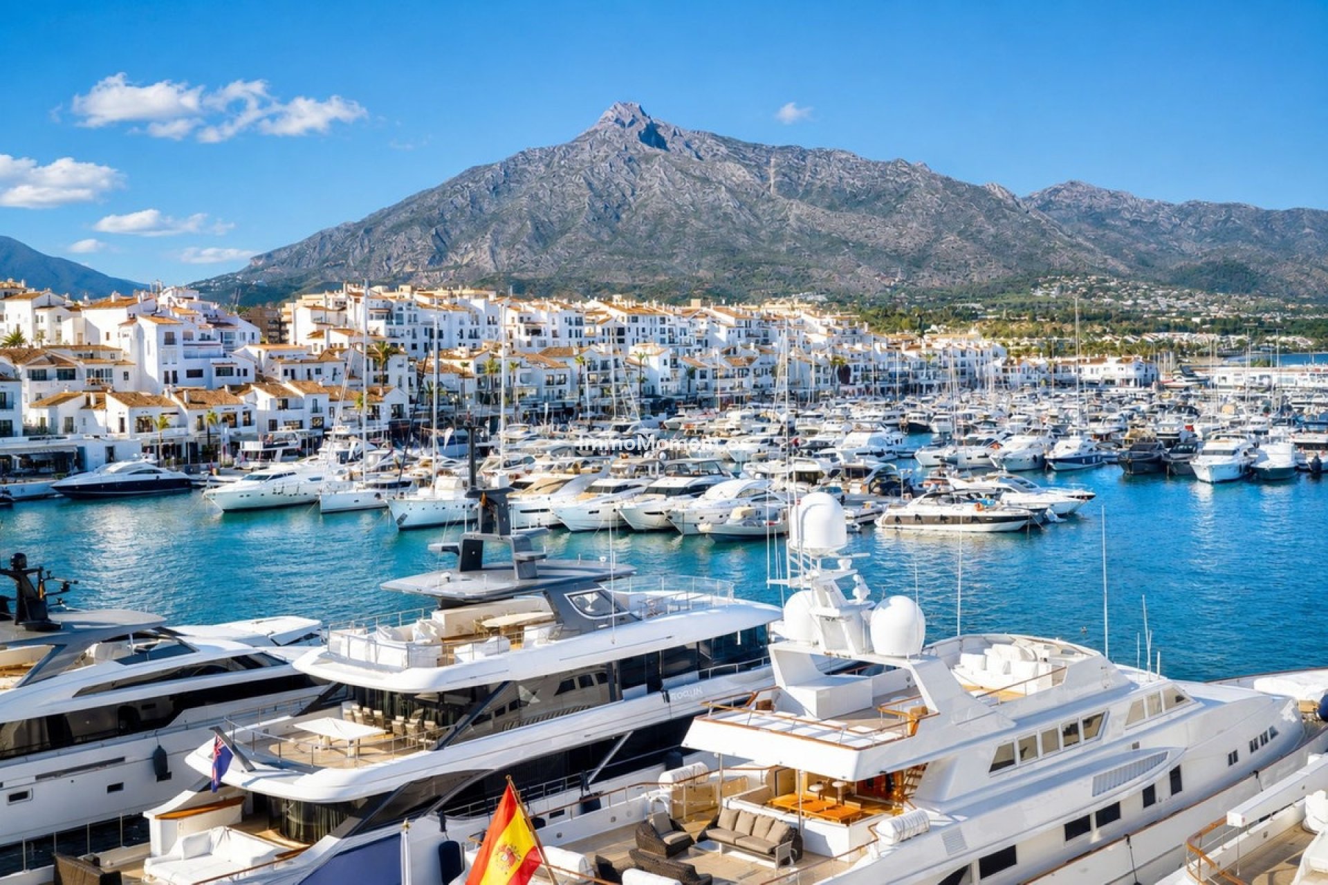 Resale - Apartment - Estepona - Estepona Centro
