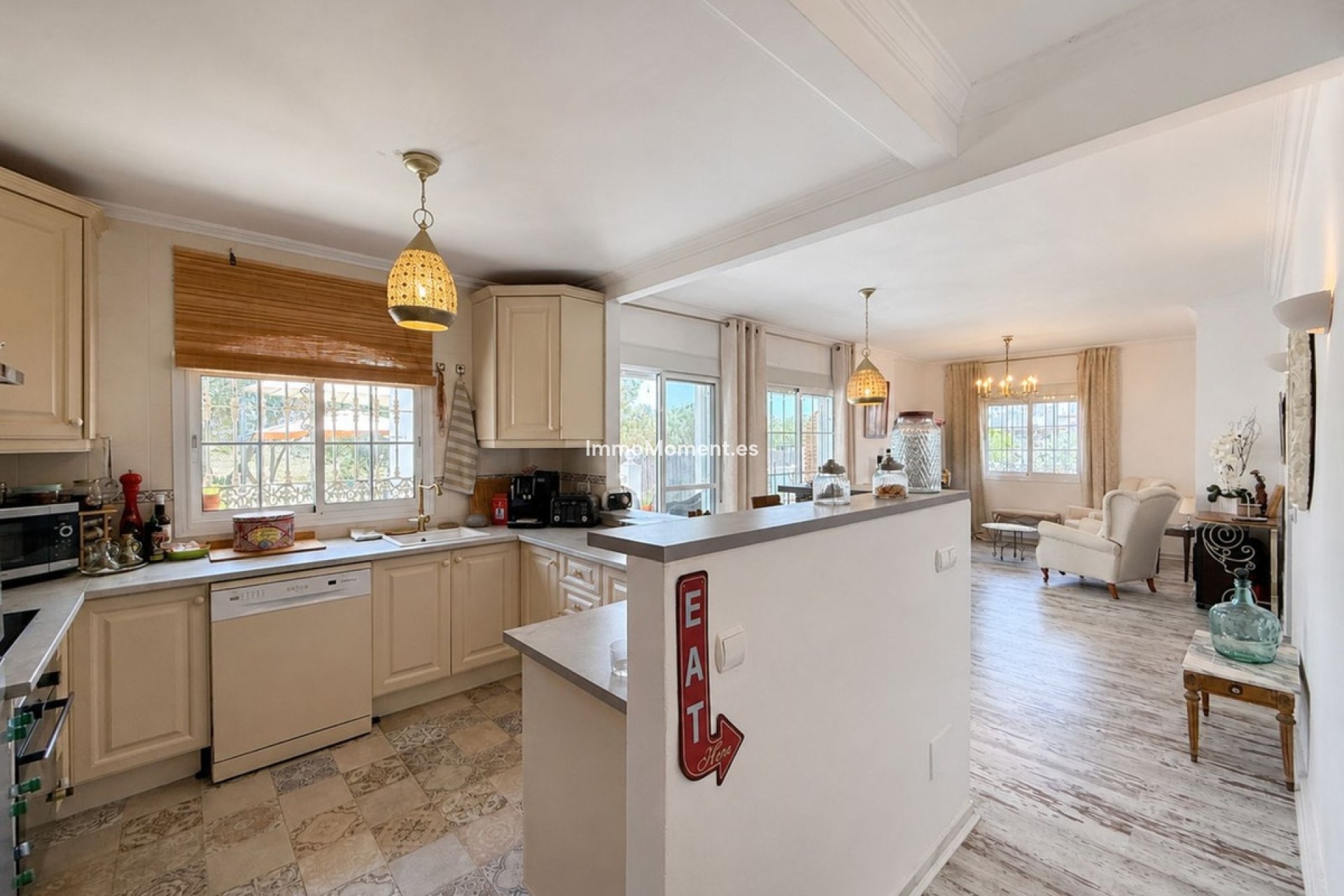 Resale - Apartment - Estepona - Estepona Centro
