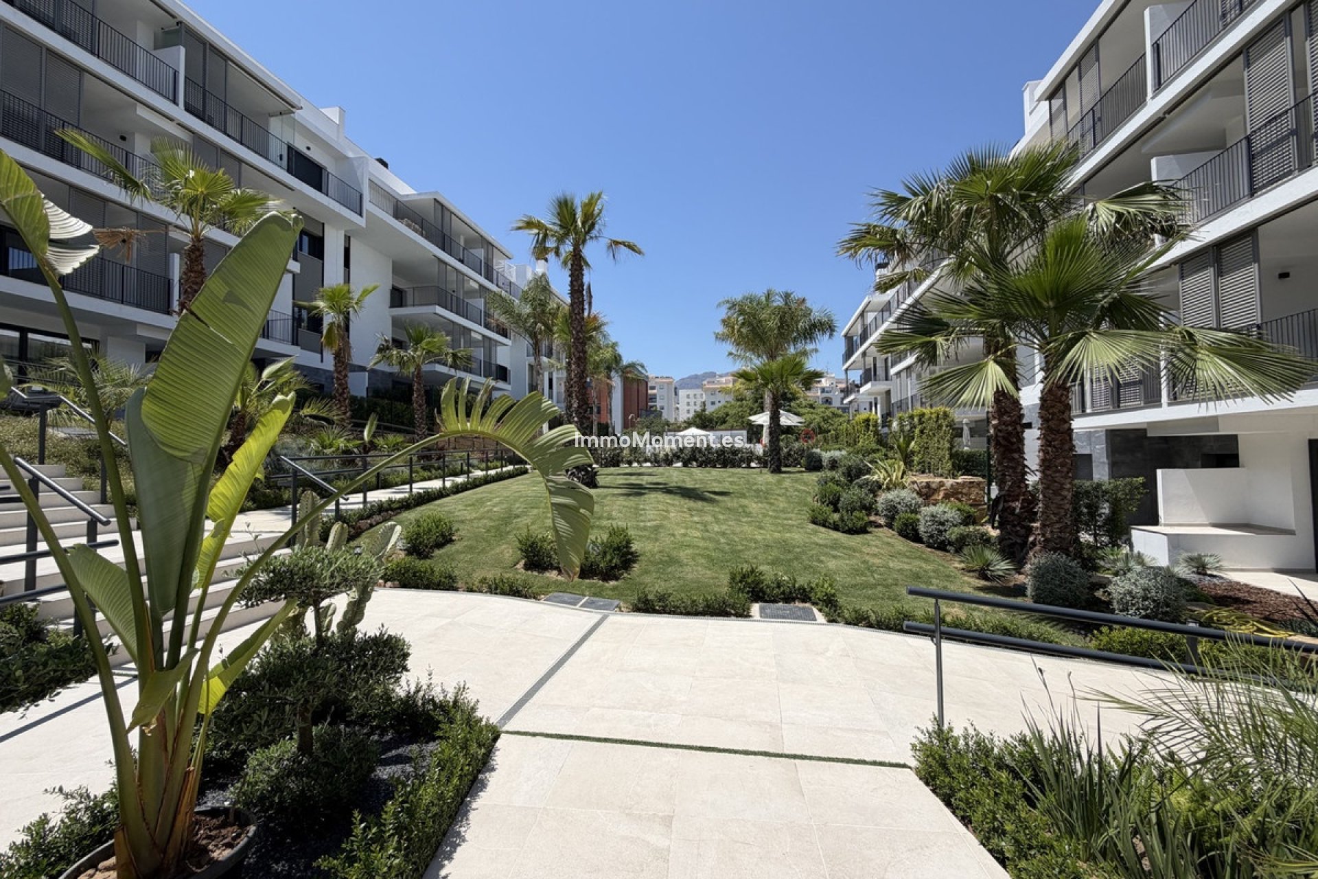 Resale - Apartment - Estepona - Estepona Centro