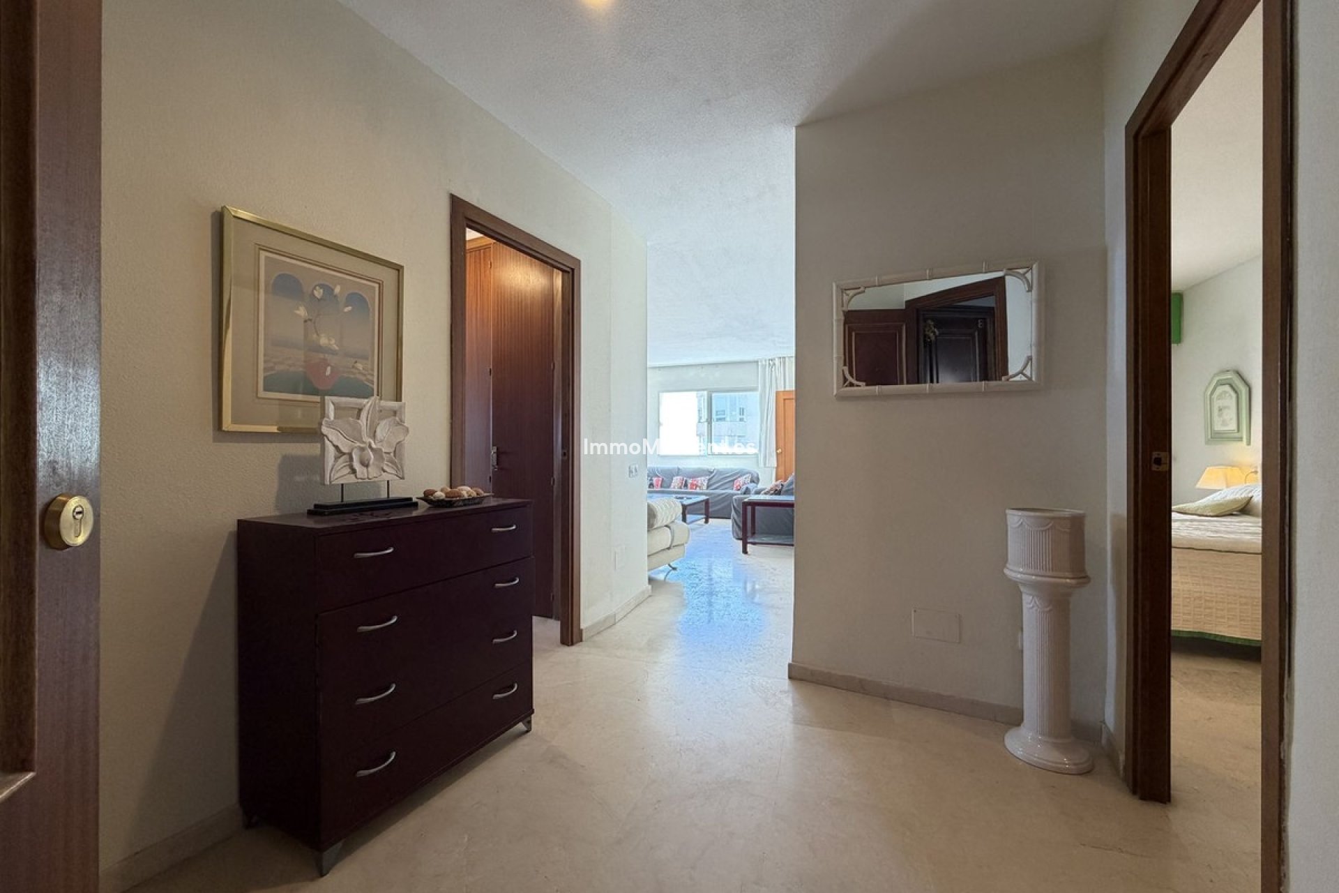 Resale - Apartment - Estepona - Estepona Centro