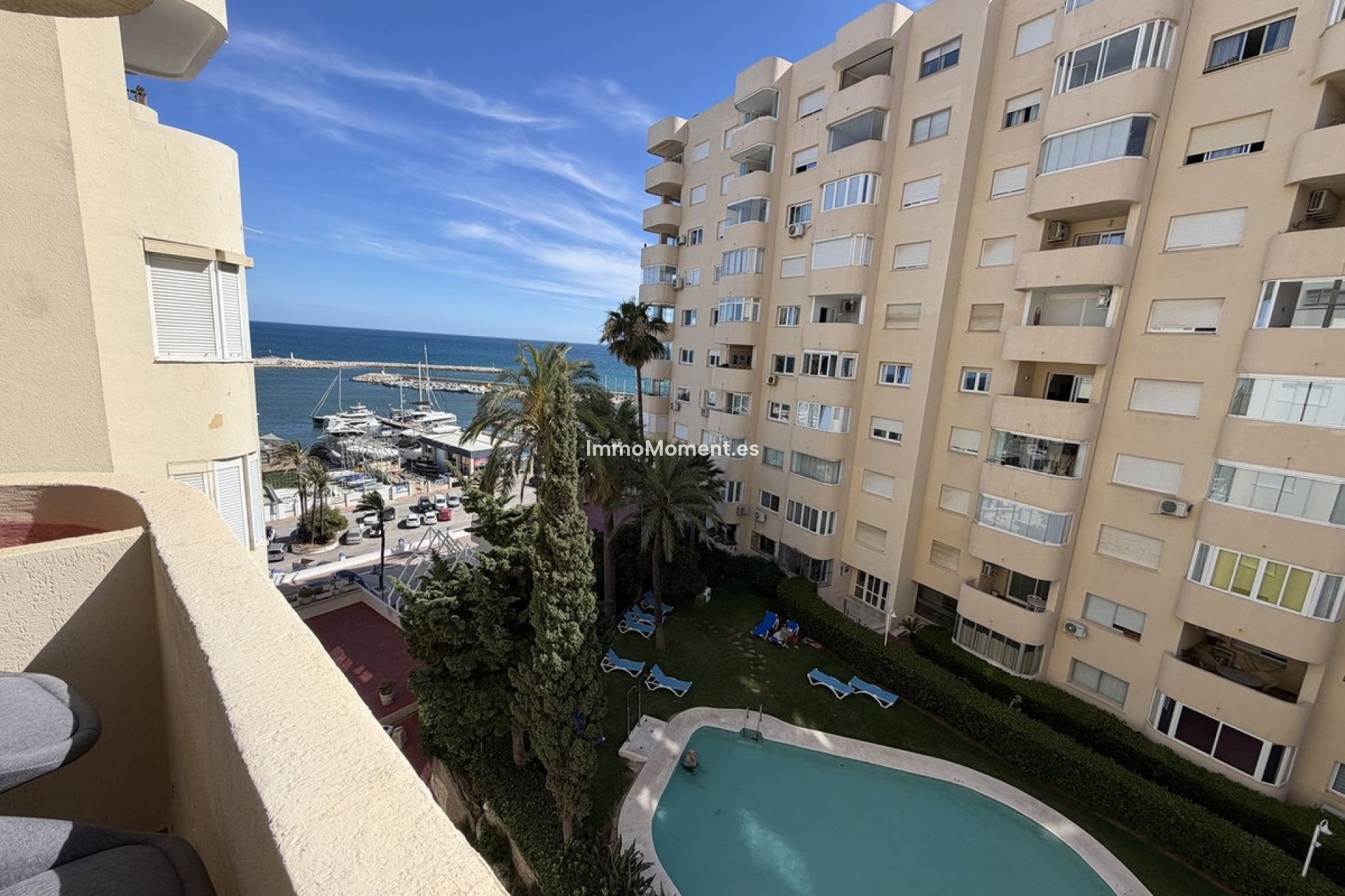 Resale - Apartment - Estepona - Estepona Centro