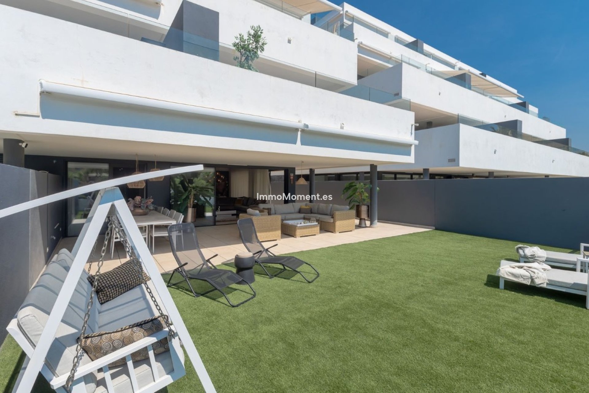 Resale - Apartment - Estepona - Estepona Centro