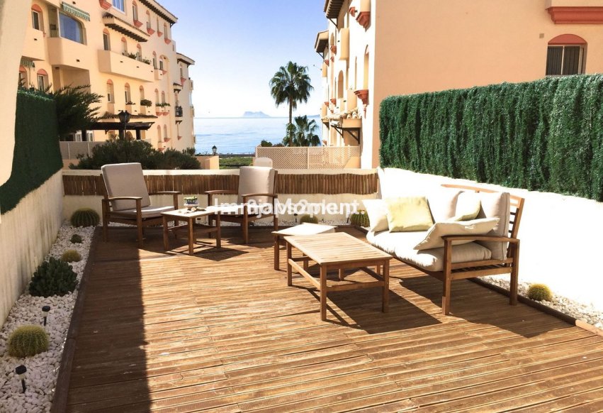 Resale - Apartment - Estepona - Estepona Centro