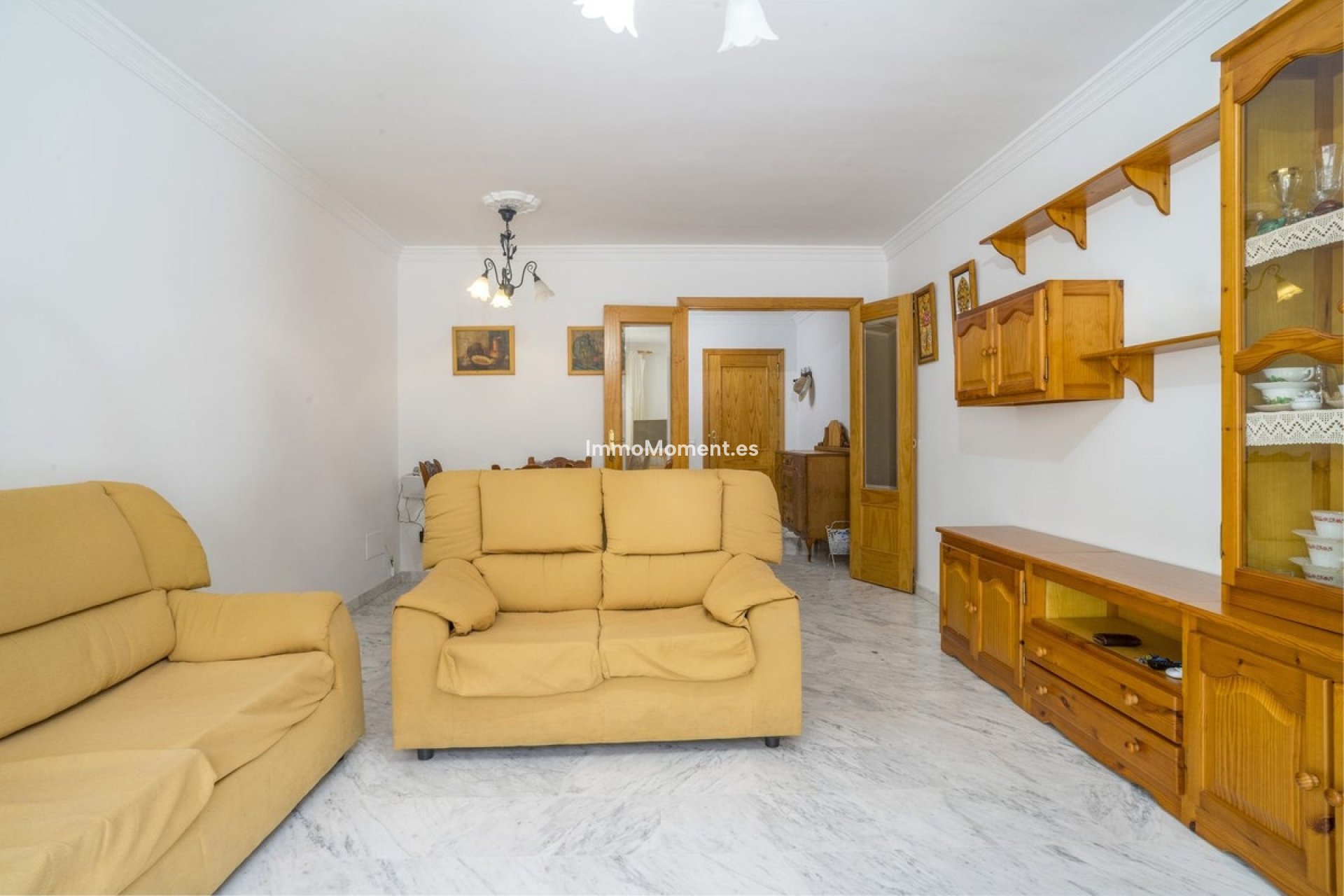 Resale - Apartment - Estepona - Estepona Centro