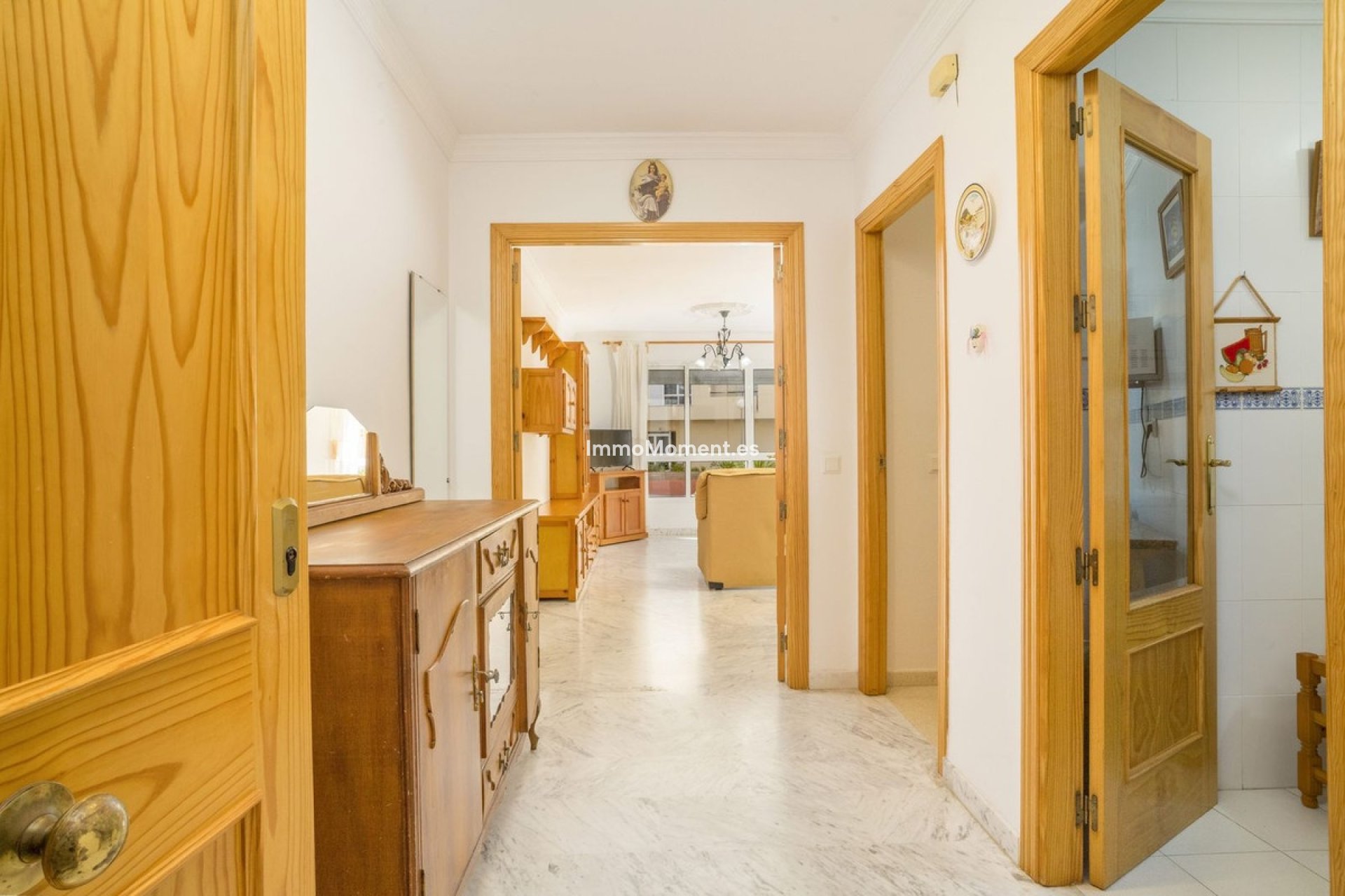 Resale - Apartment - Estepona - Estepona Centro